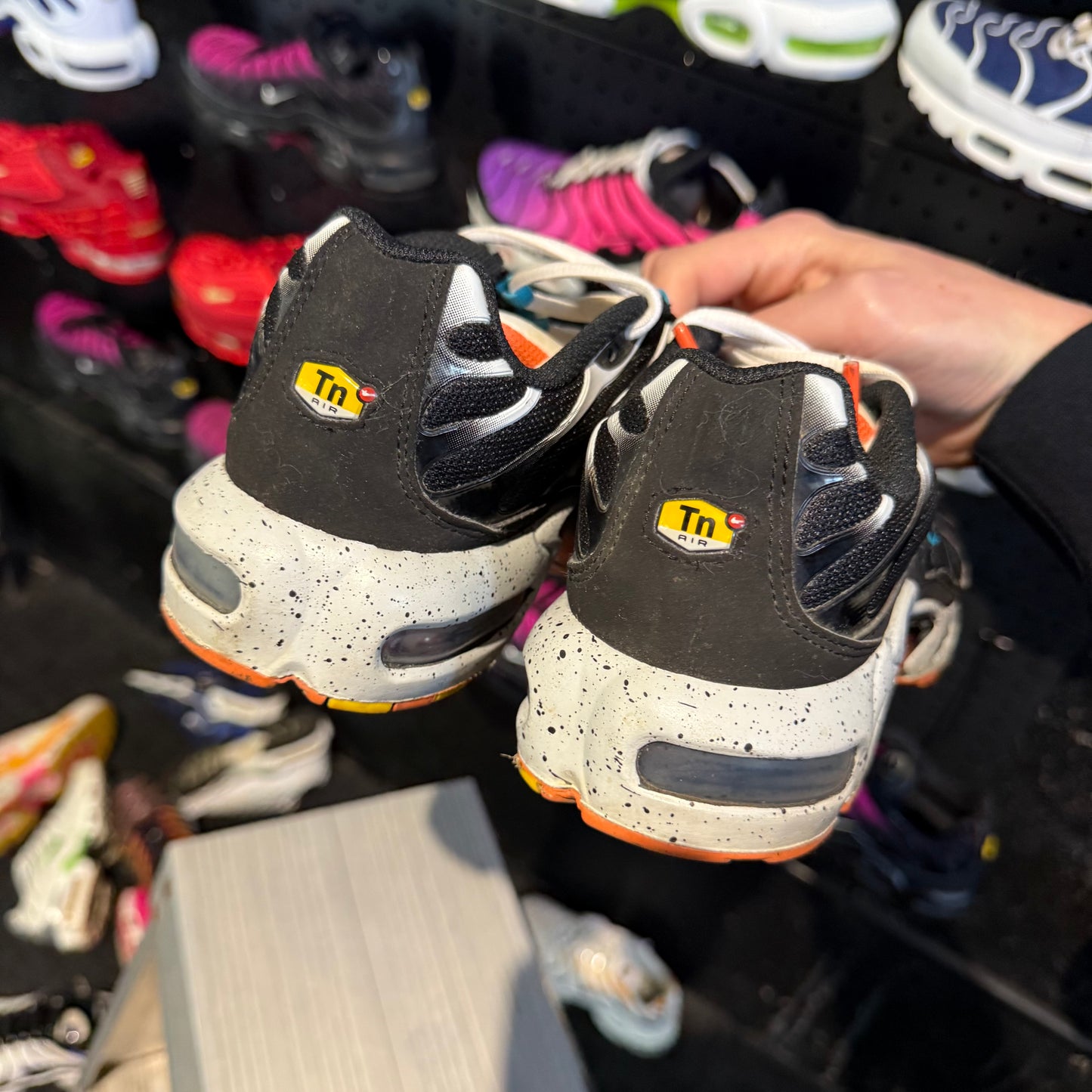 Nike Air Max Plus 'TN' Black Turf Orange Speckled (Second hand)