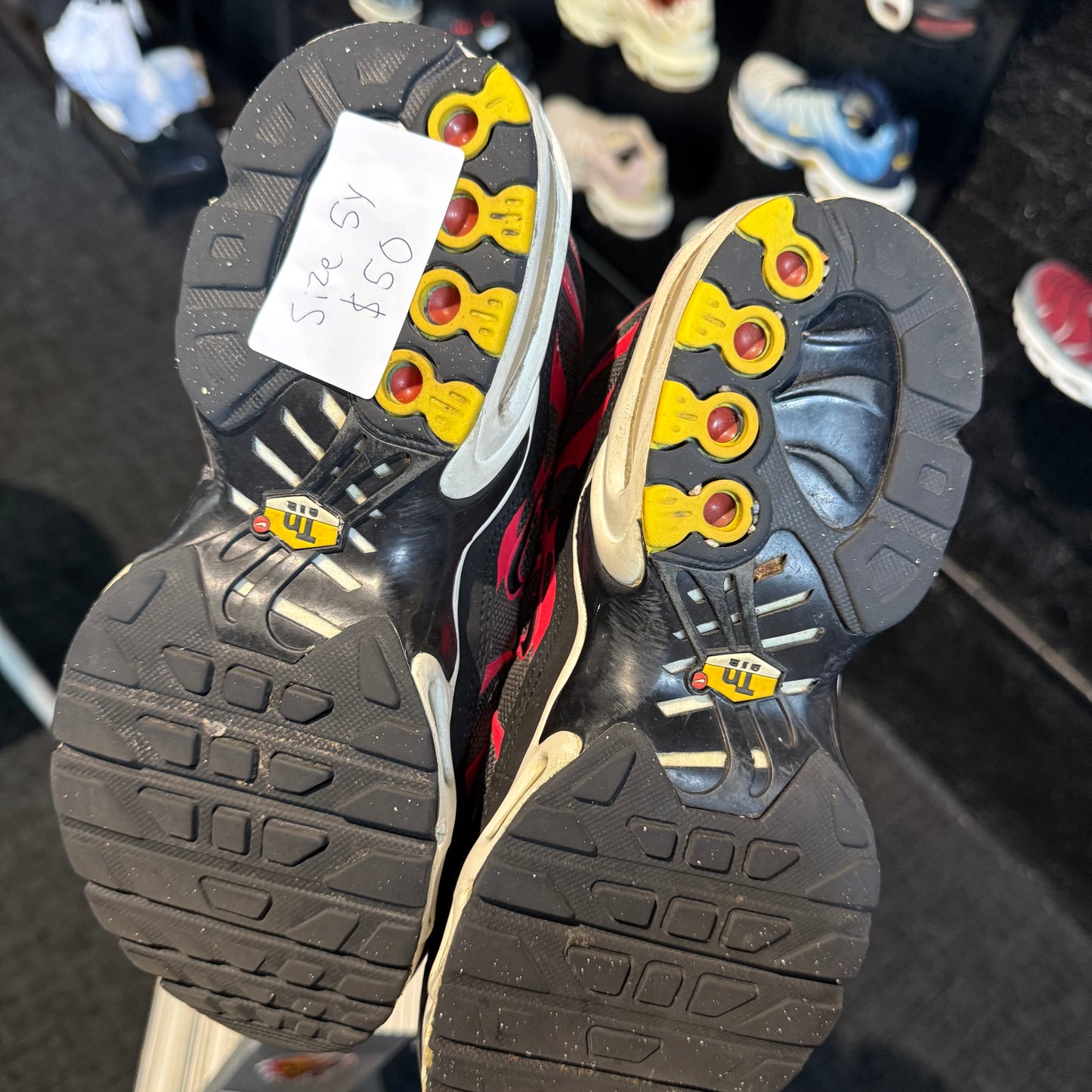 Nike Air Max Plus 'TN' Black Black Red White (GS) (Second hand)