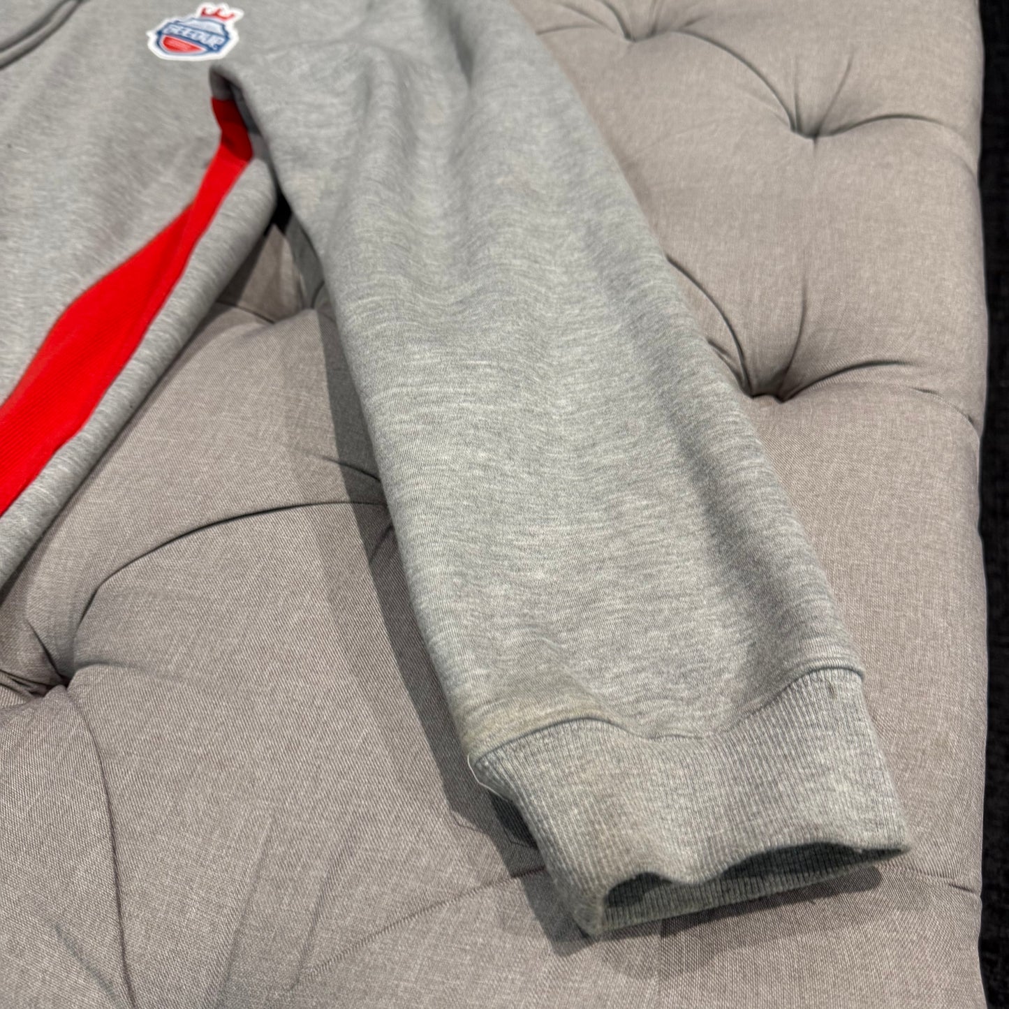 Geedup Since 2010 Emblem Logo Hoodie 'Grey' (Second hand)