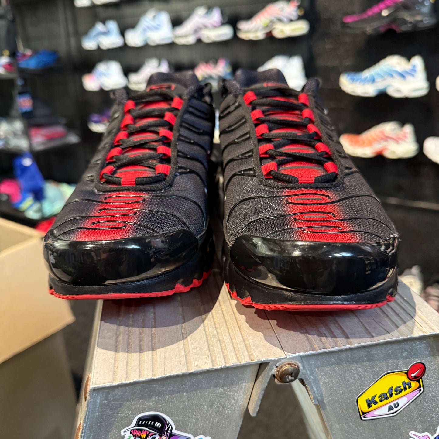 Nike Air Max Plus TN 'Red Back' (Second hand)
