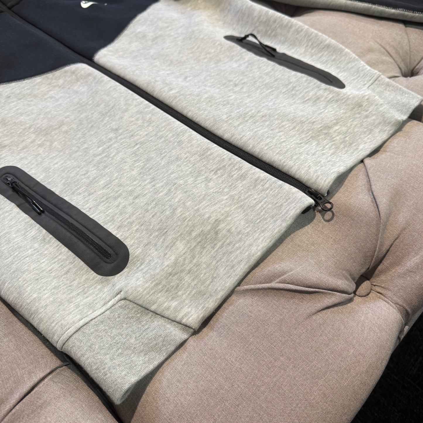 Nike Tech Fleece Jacket 'Black Grey' (Second hand)