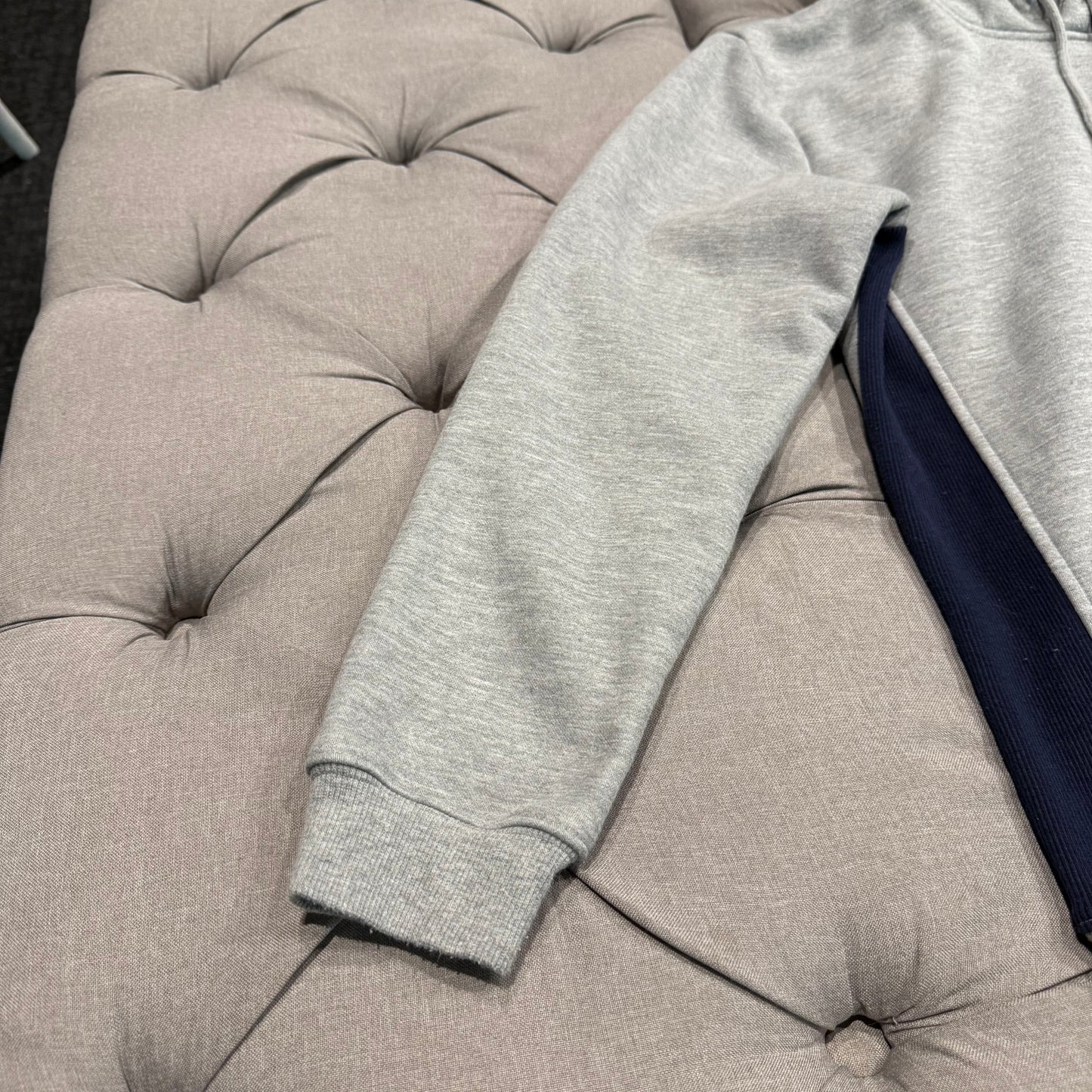 Geedup Since 2010 Emblem Logo Hoodie 'Grey' (Second hand)