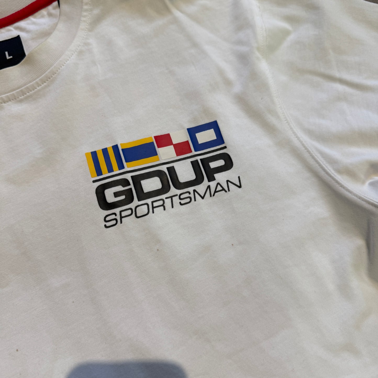 Geedup Sportsman Flag T-Shirt 'White' (Second hand)