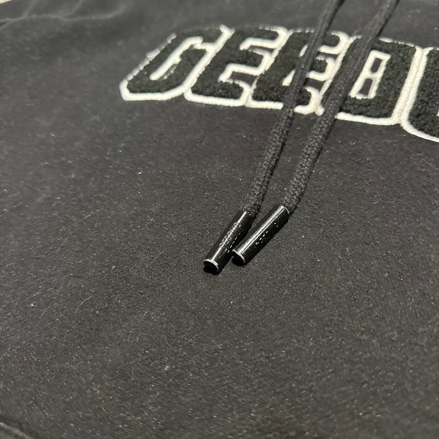 Geedup Play For Keeps Hoodie 'Black Black White' (Second hand)