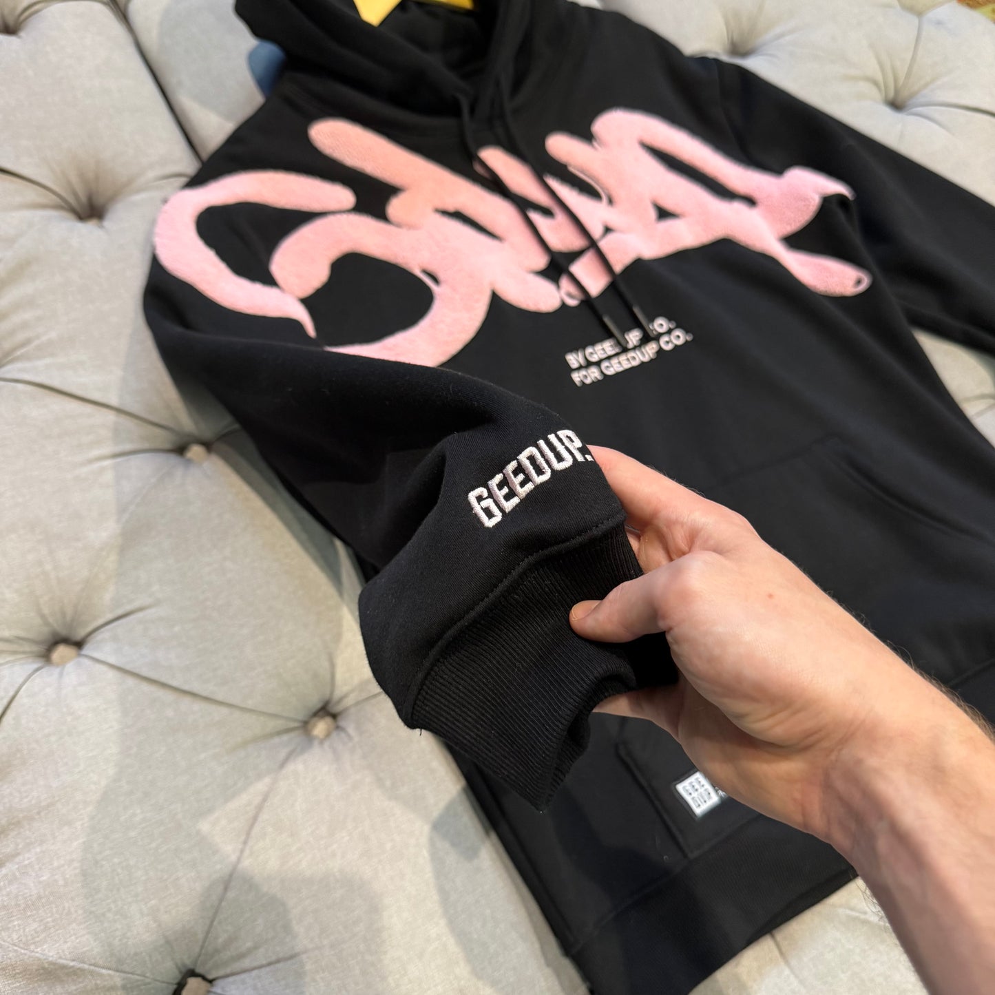 Geedup Handstyle Hoodie 'Black Pink' (Second hand)