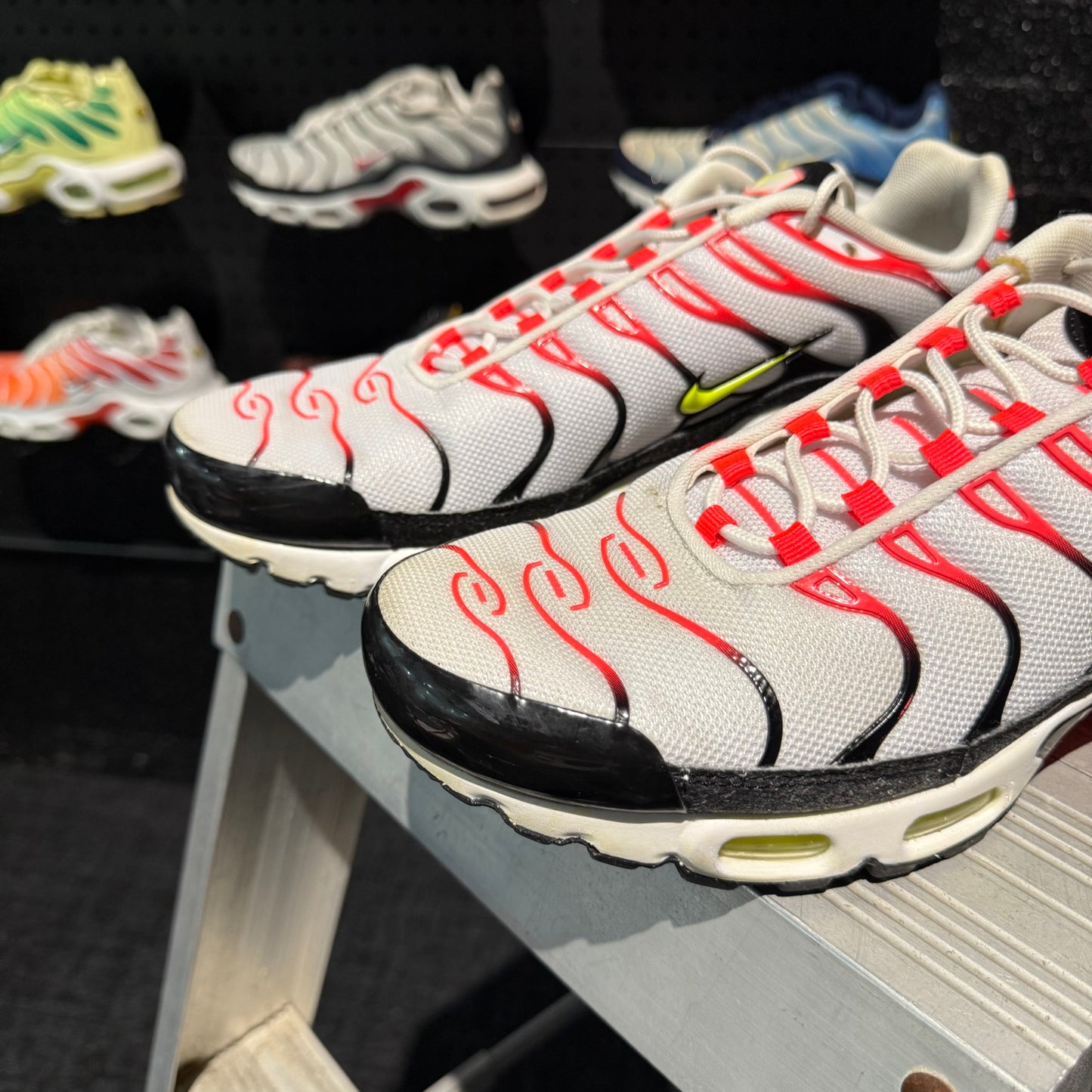 Nike Air Max Plus 'TN' White Crimson Venom (Second hand)