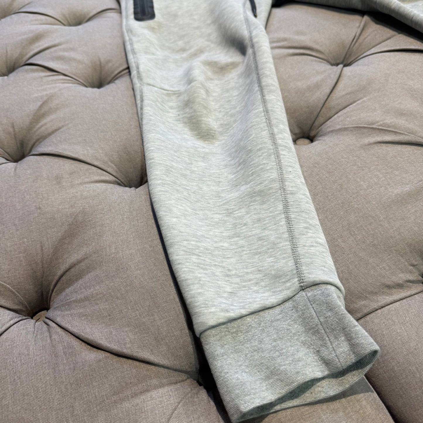 Nike Tech Fleece Pants 'Grey' (Second hand)