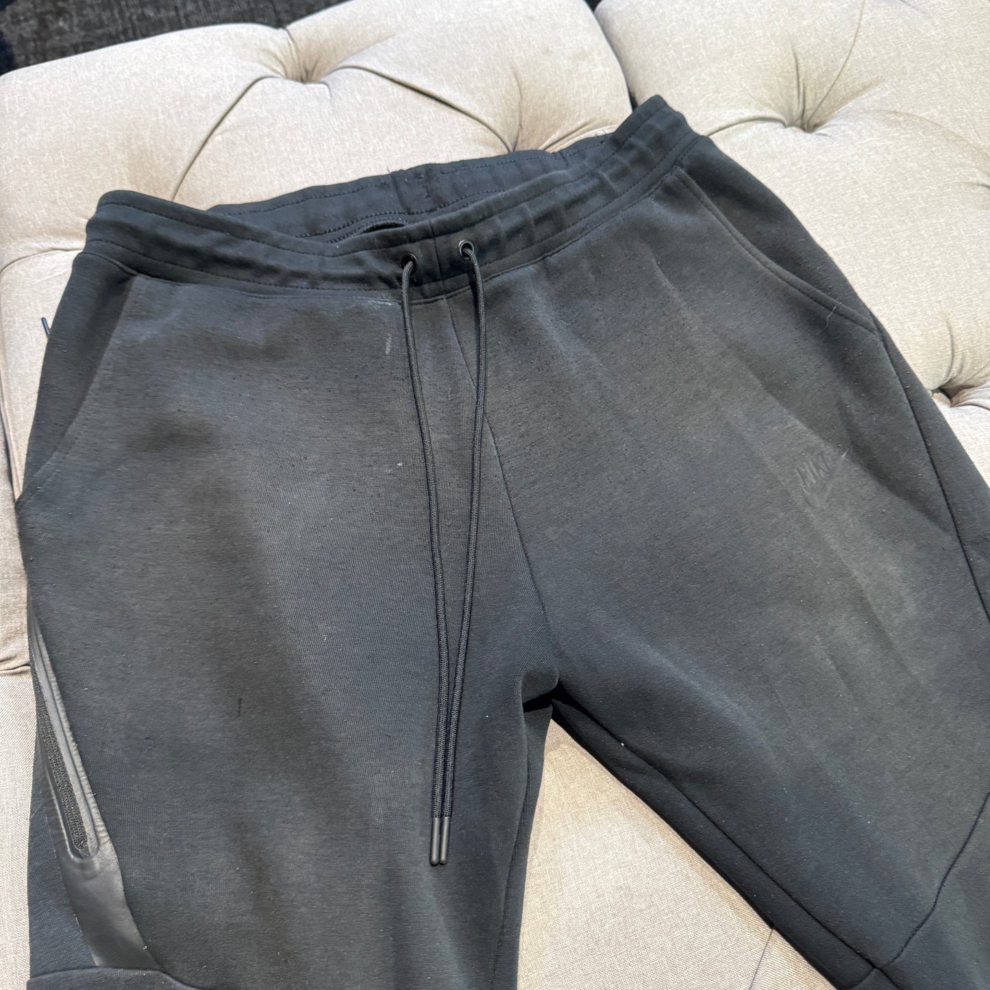 Nike Tech Fleece Track Pants 'Black' (Second hand)