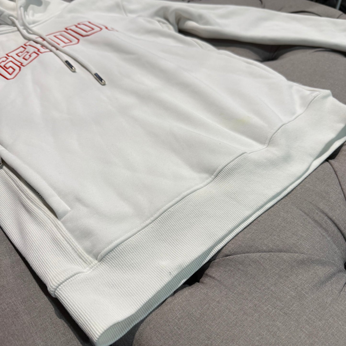 Geedup Team Logo Proud Hoodie 'White Red' (Second hand)