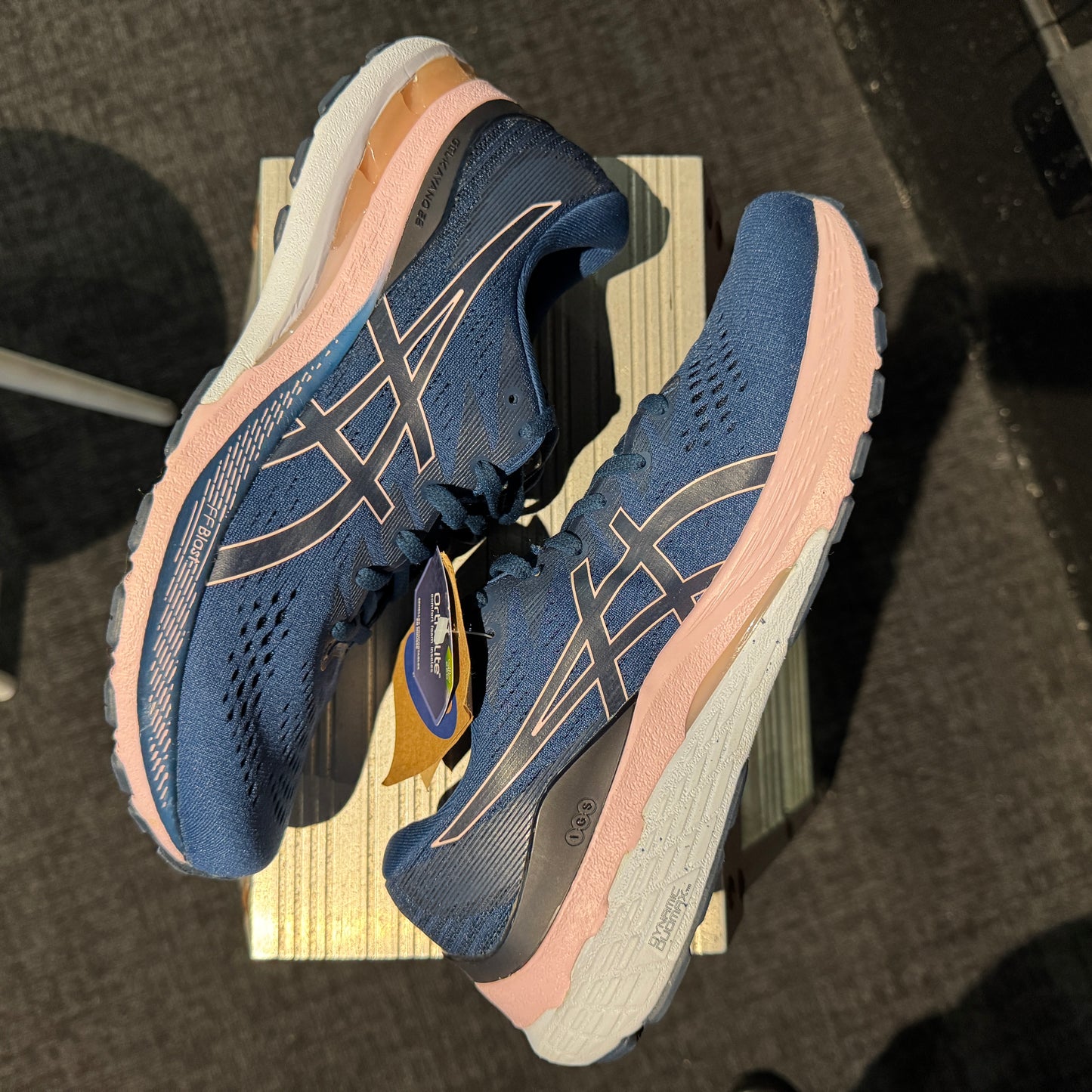 Asics Gel-Kayano 28 'Blue/Rose' 2021 (Second hand)