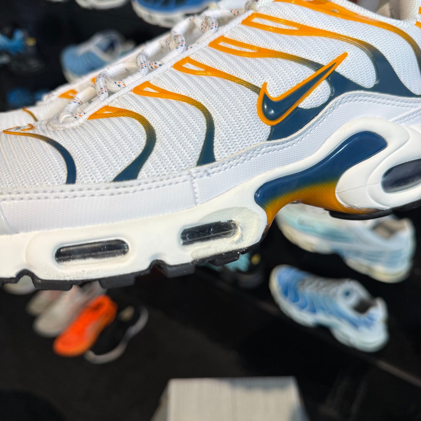 Nike Air Max Plus TN 'White Kumquat Marina' (Second hand)