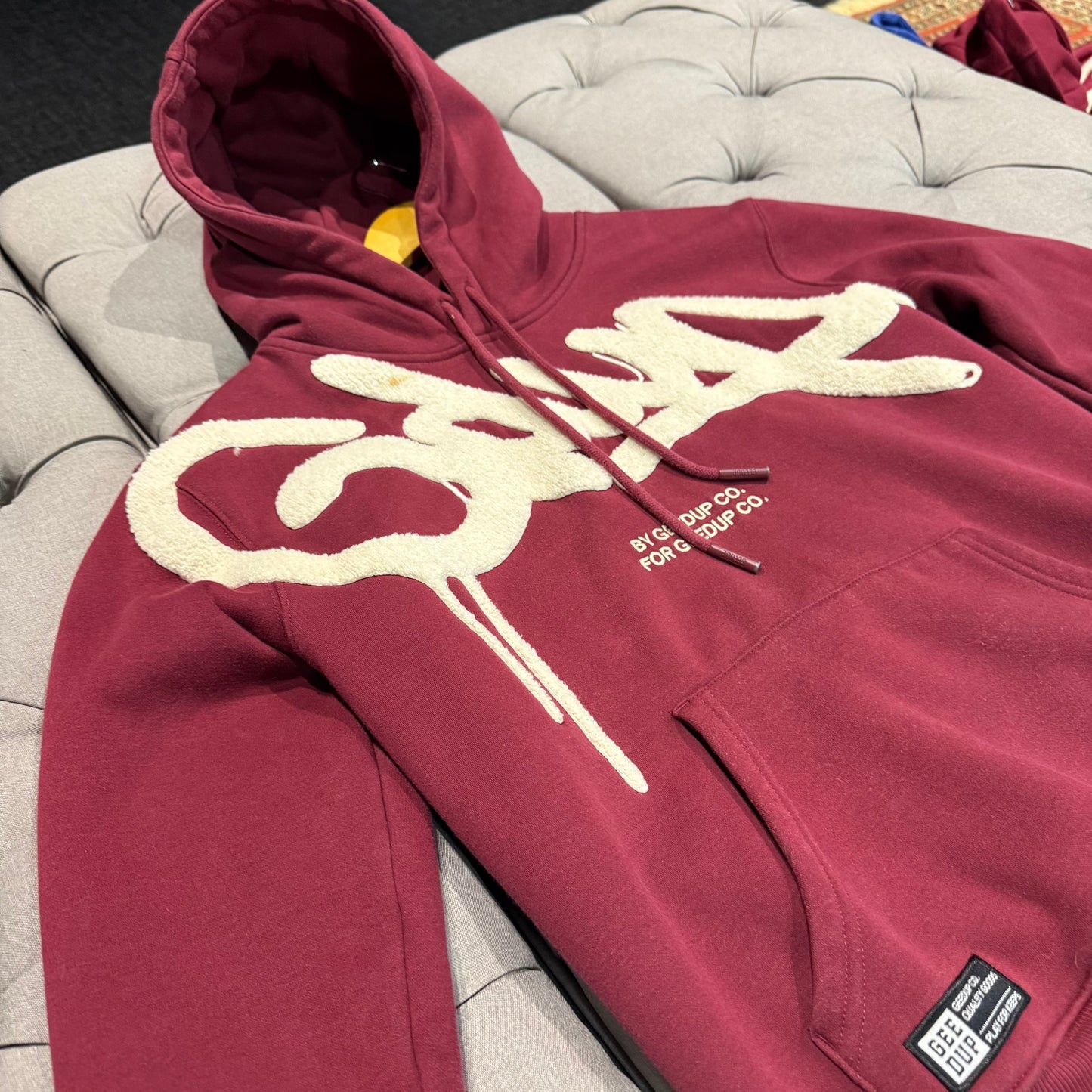 Geedup Handstyle Hoodie 'Maroon Cream' (Second hand)