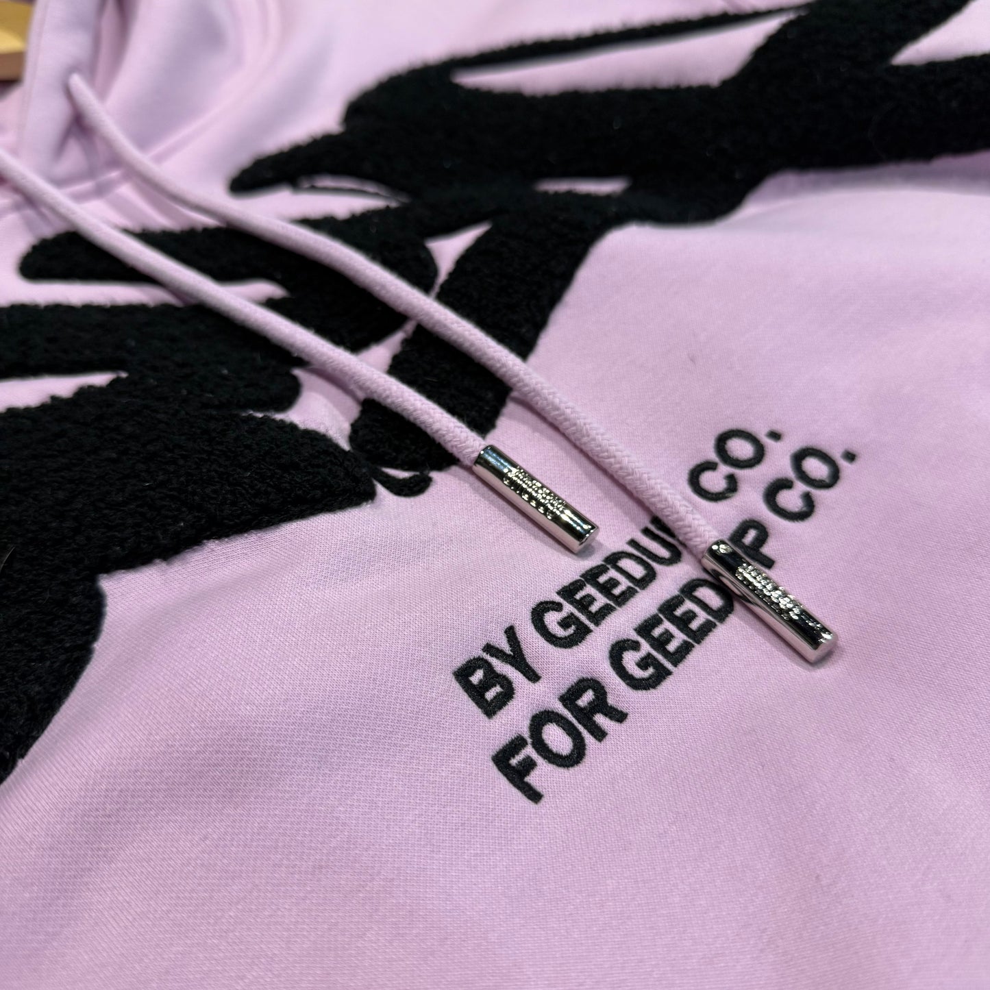 Geedup Handstyle Hoodie 'Lavender Black' (Second hand)