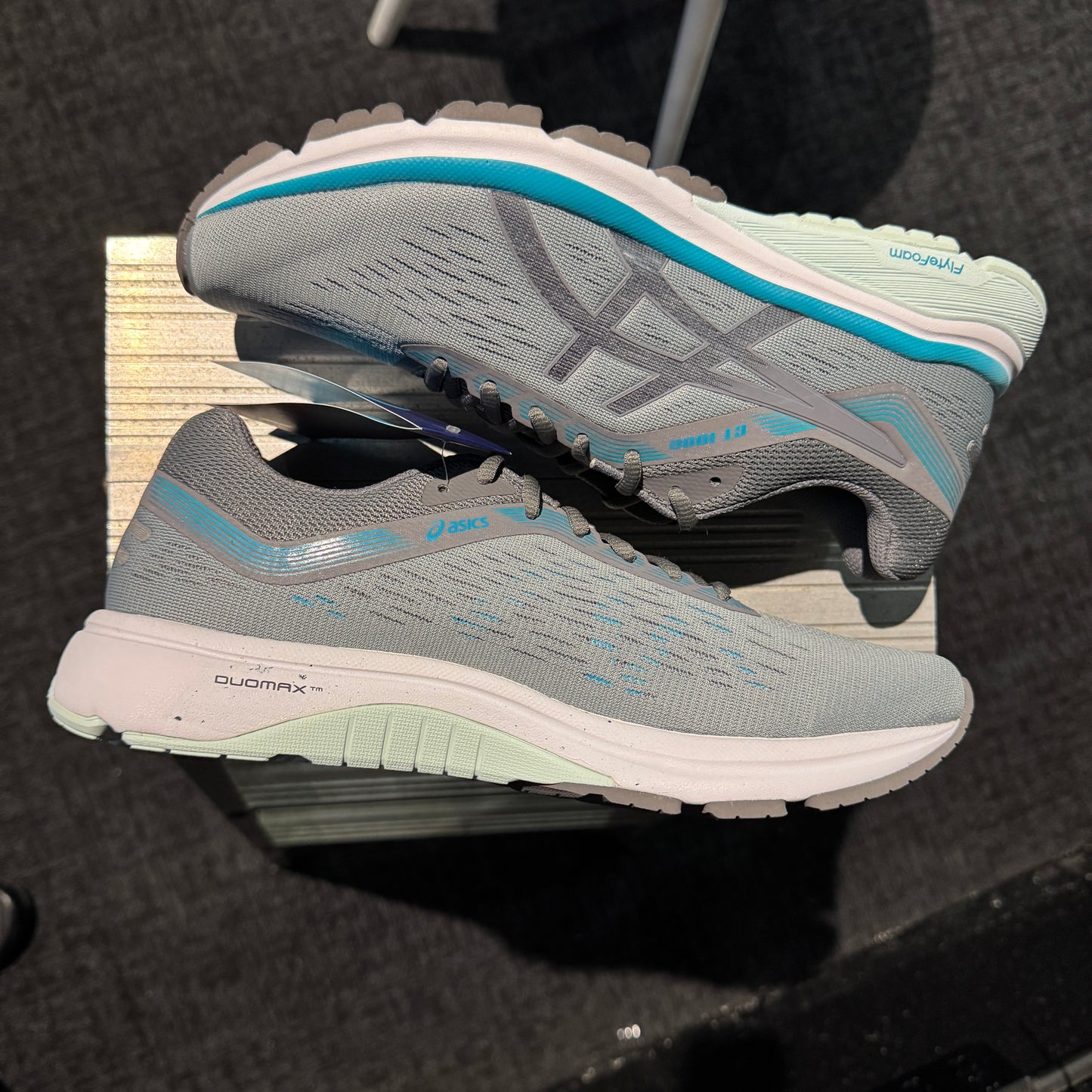 Asics GT-1000 7 'Grey/Carbon' 2018 (Second hand)