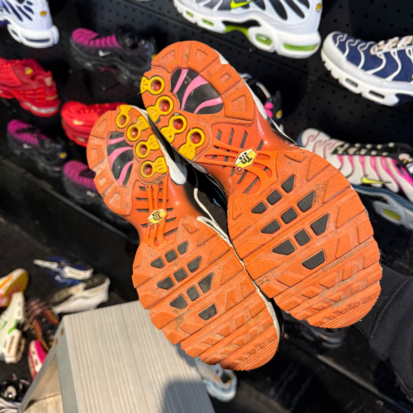 Nike Air Max Plus 'TN' Black Turf Orange Speckled (Second hand)