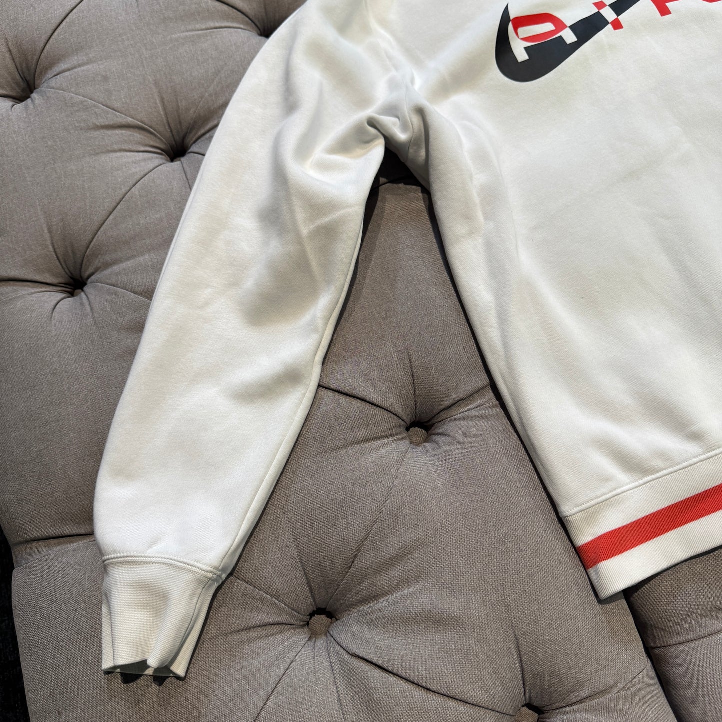 Nike Air Crewneck 'White Red Black' (Second hand)