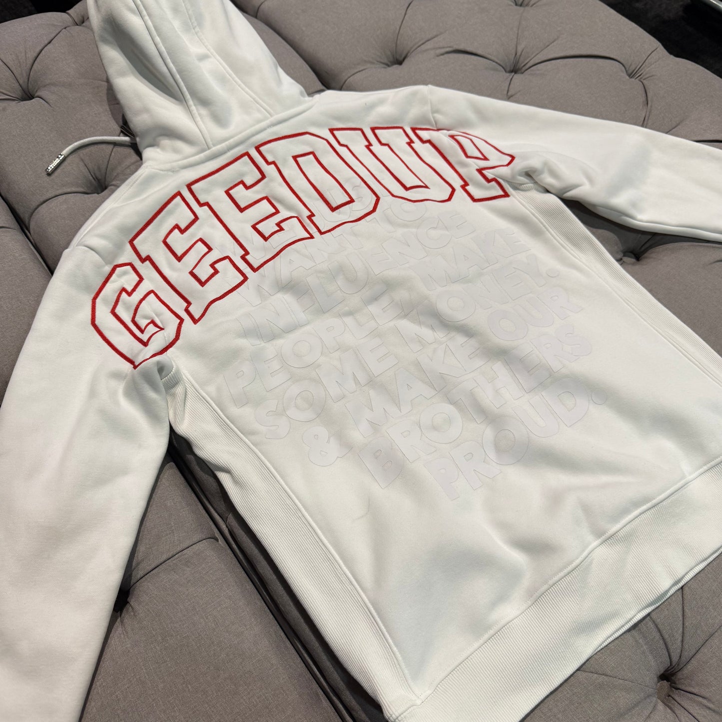 Geedup Team Logo Proud Hoodie 'White Red' (Second hand)
