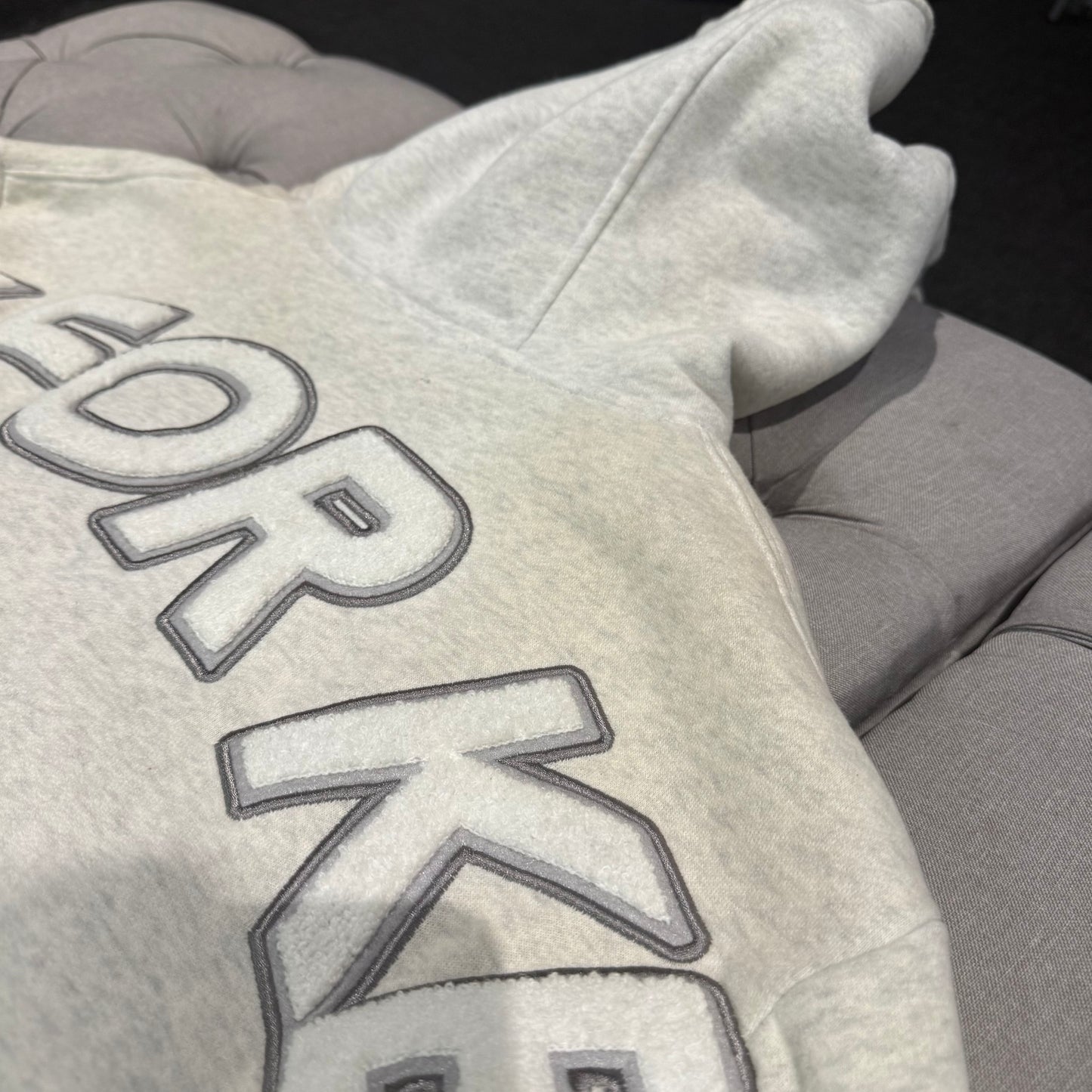 Geedup Play For Keeps Hoodie 'Off White/Marle Grey' (Second hand)