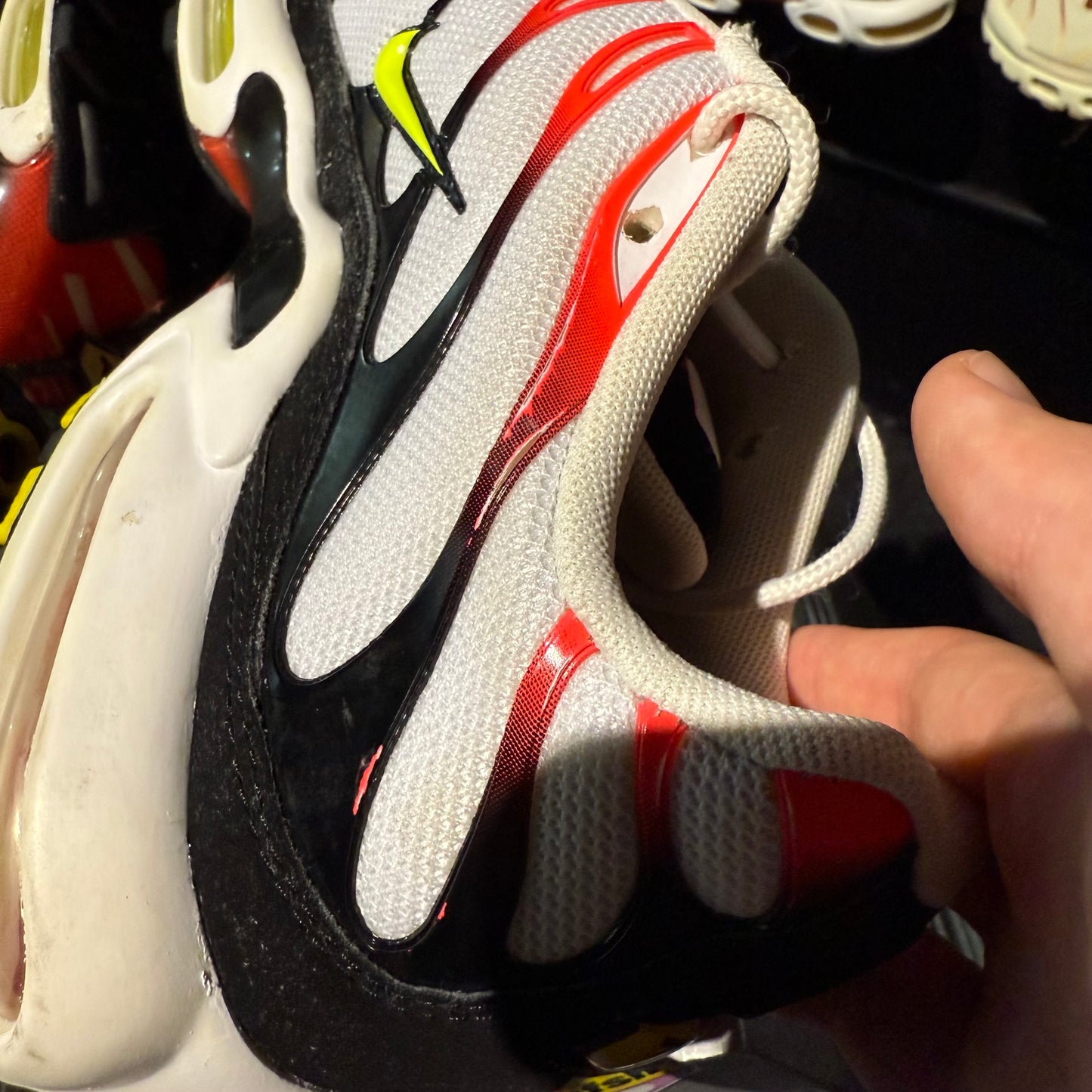 Nike Air Max Plus 'TN' White Crimson Venom (Second hand)