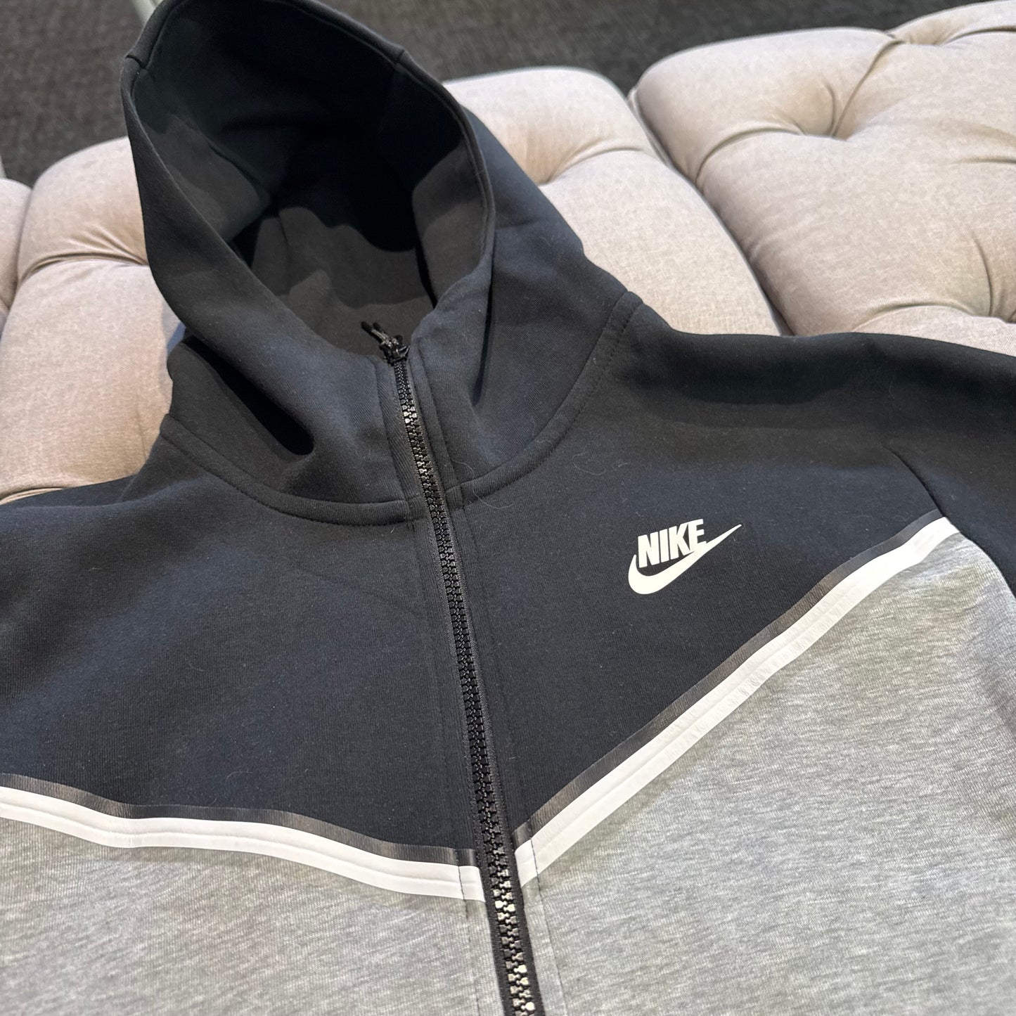 Nike Tech Fleece Jacket 'Black Grey' (Second hand)