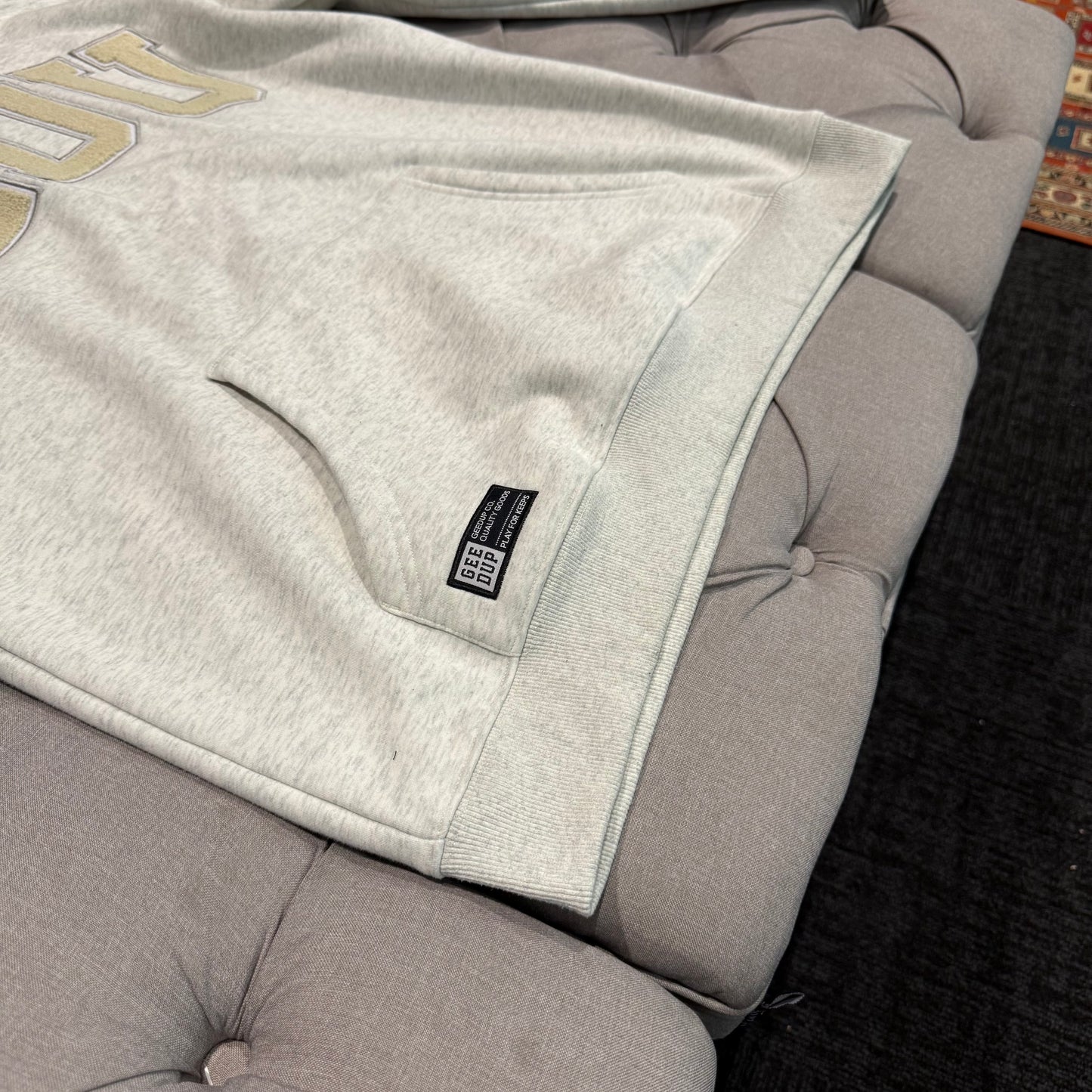 Geedup Team Logo Hoodie 'Wheat' (Second hand)