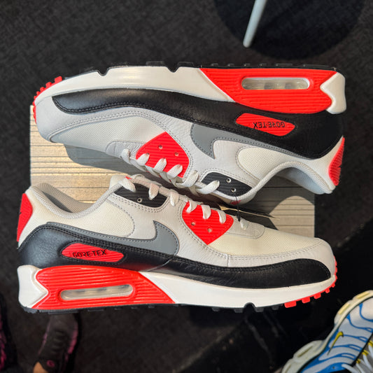 Nike Air Max 90 Gore-Tex 'Cool Grey Infrared' (Brand New)