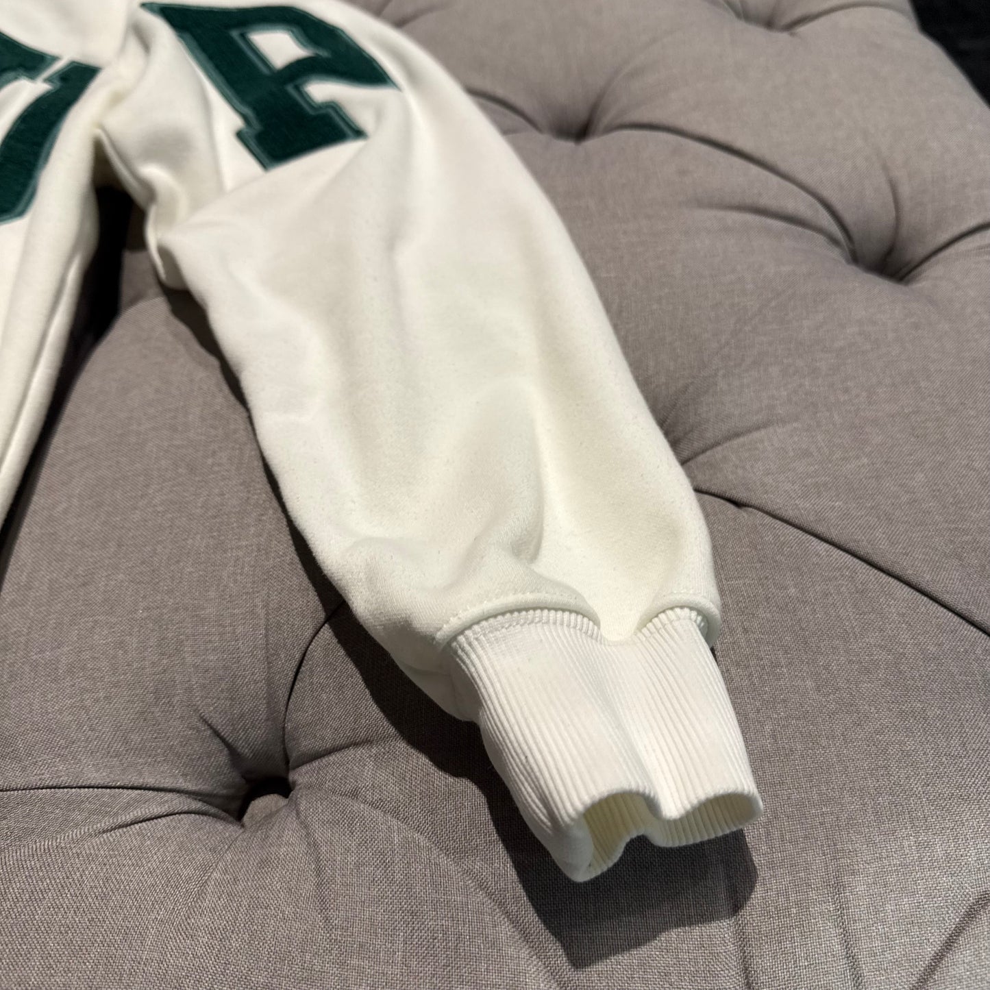 Geedup Team Logo Hoodie 'White Green' (Second hand)