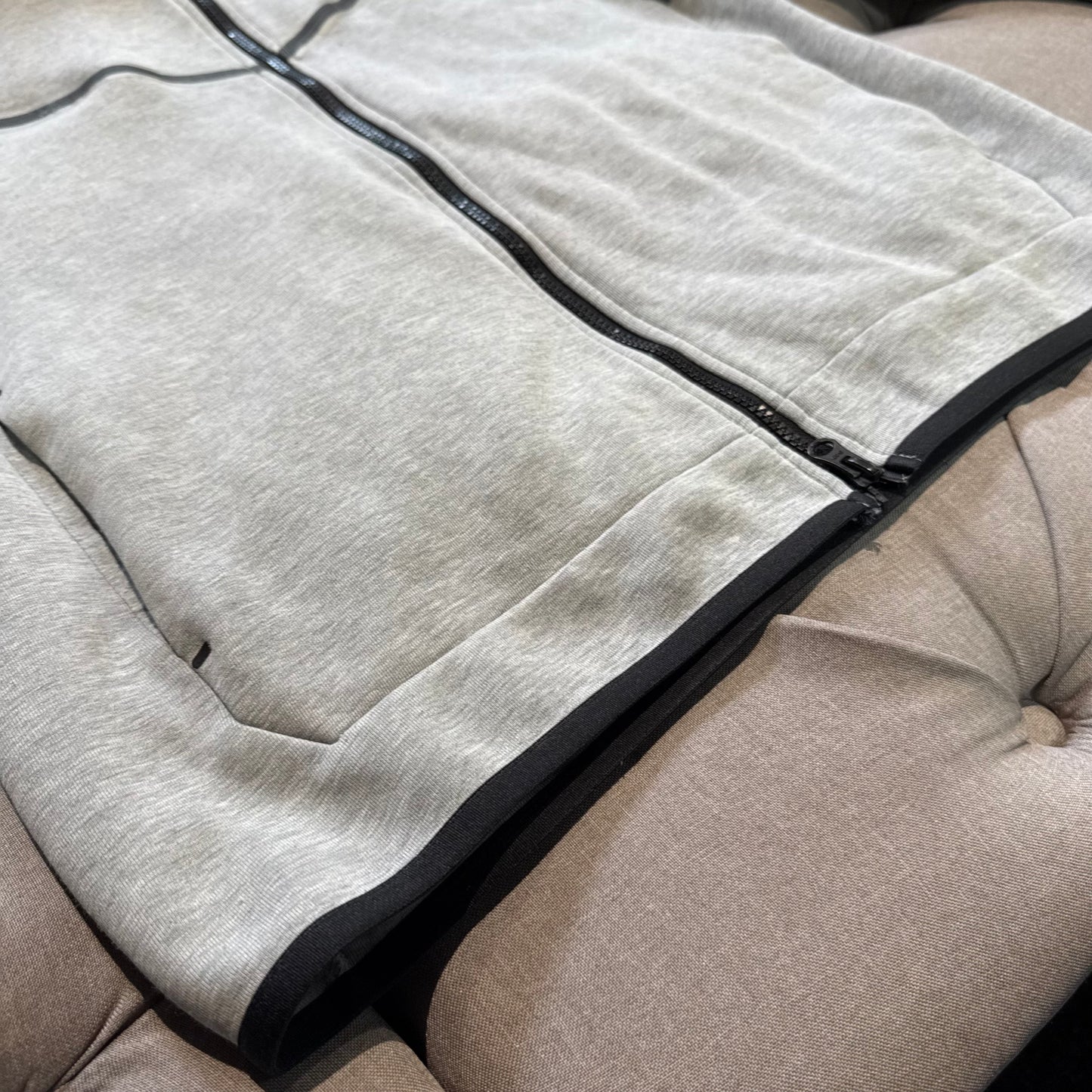 Nike Tech Fleece Jacket 'Grey' (Second hand)