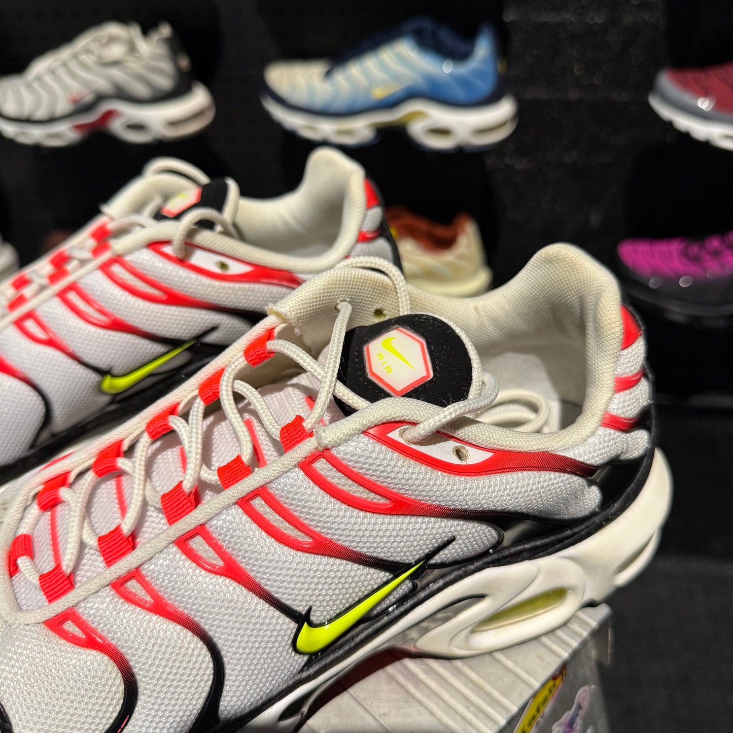 Nike Air Max Plus 'TN' White Crimson Venom (Second hand)
