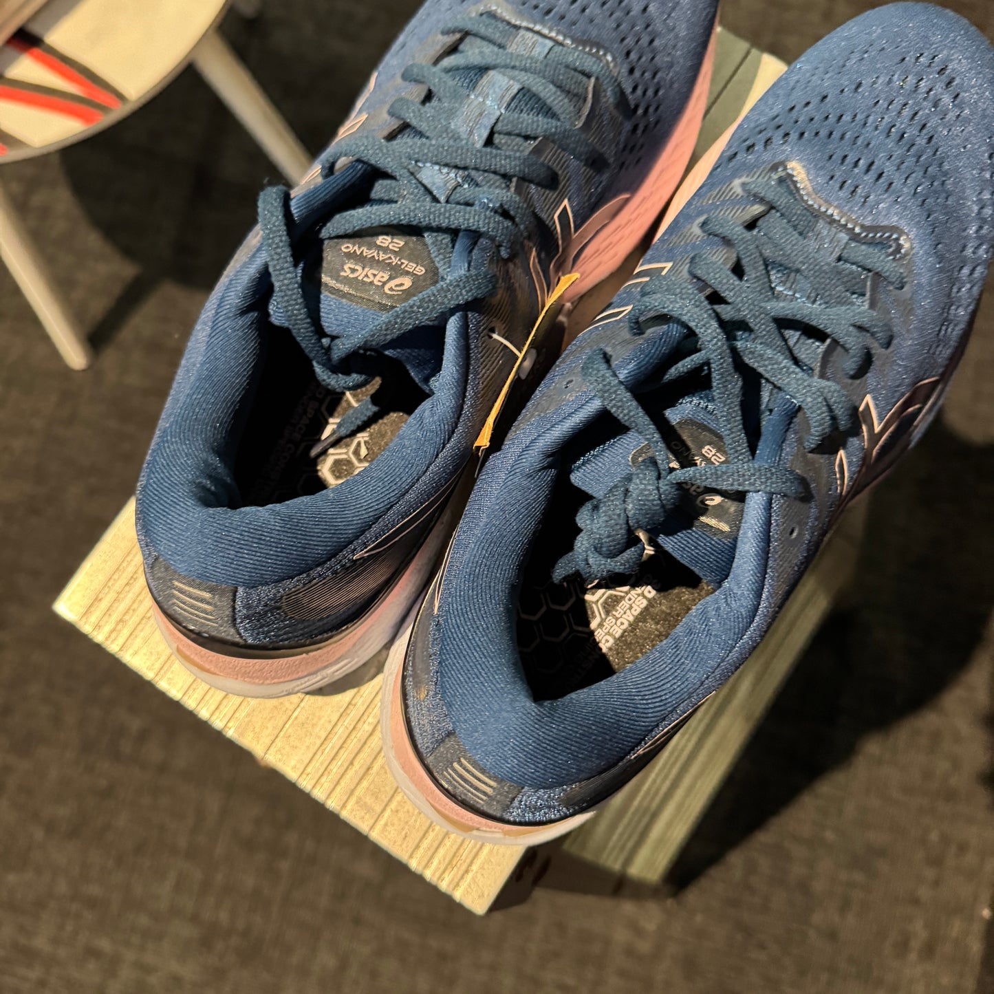Asics Gel-Kayano 28 'Blue/Rose' 2021 (Second hand)