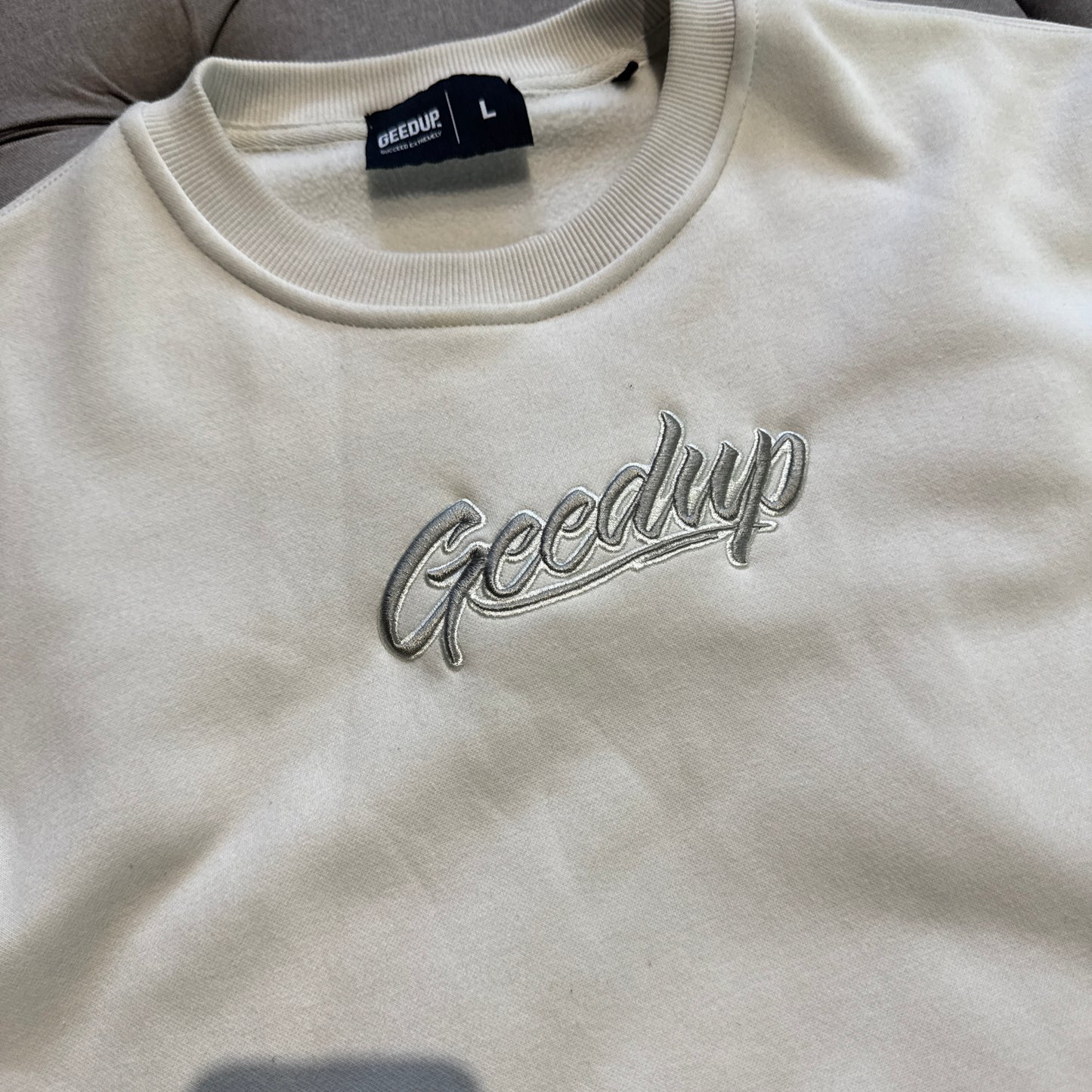 Geedup OS Script Crewneck 'Grey' (Second hand)