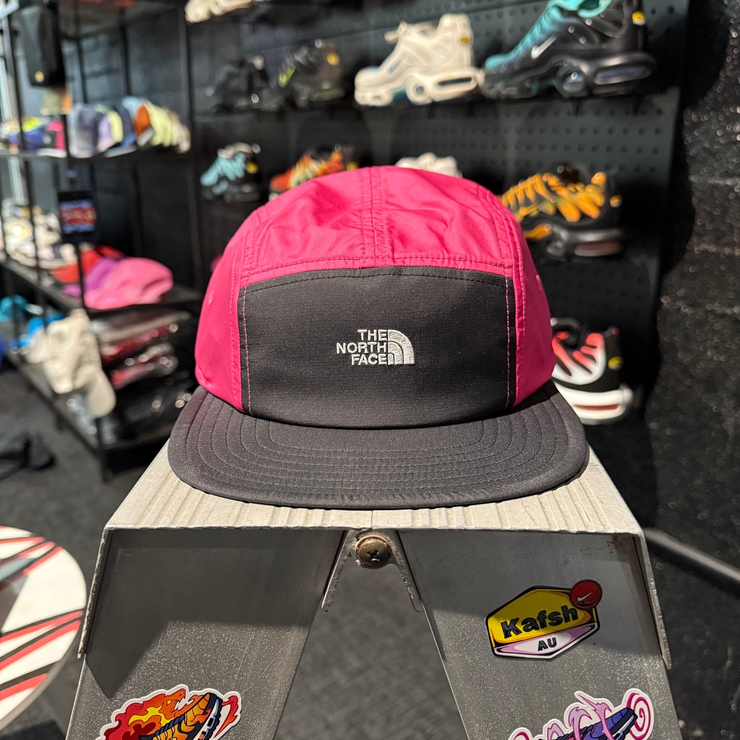 The North Face Cap Embroidered Logo 'Pink Black'