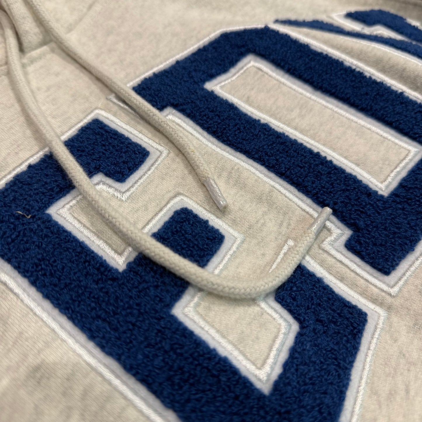 Geedup Team Logo Hoodie 'Marle Cream Blue' (Second hand)