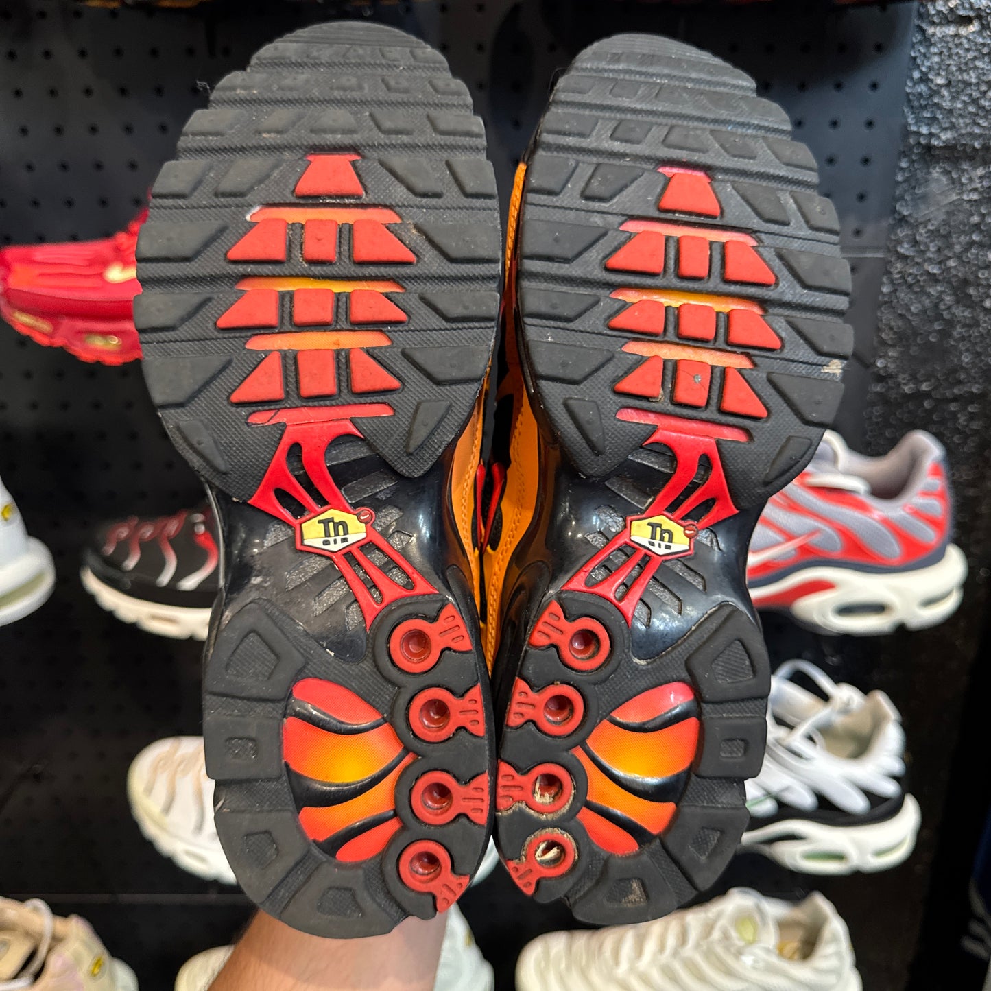 Nike Air Max Plus TN 'Volcano' (Second hand)