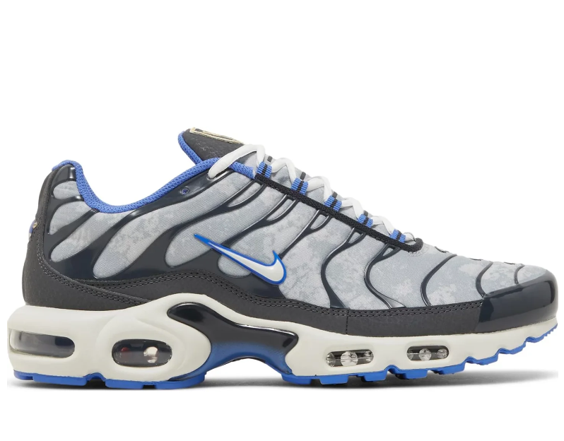 Nike Air Max Plus "TN" Social F.C