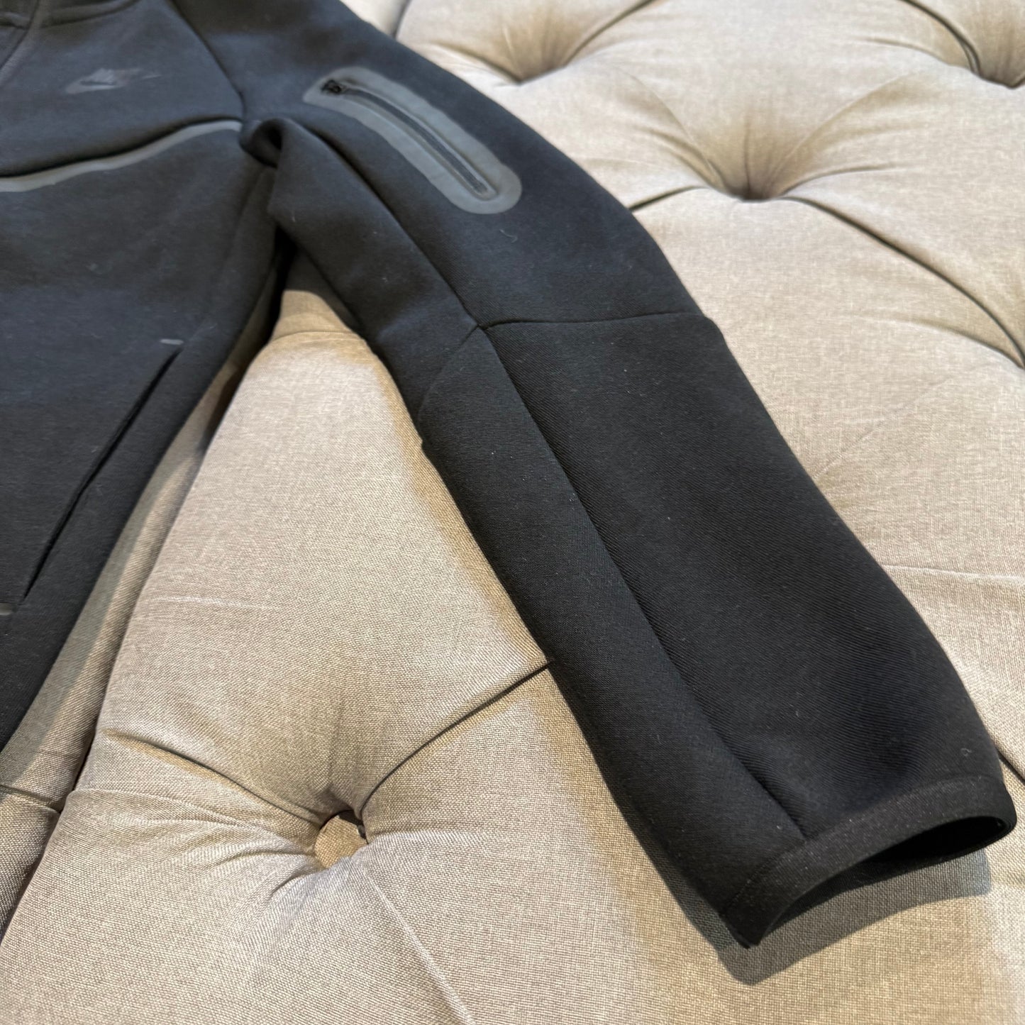 Nike Tech Fleece Jacket 'Black' (Second hand)