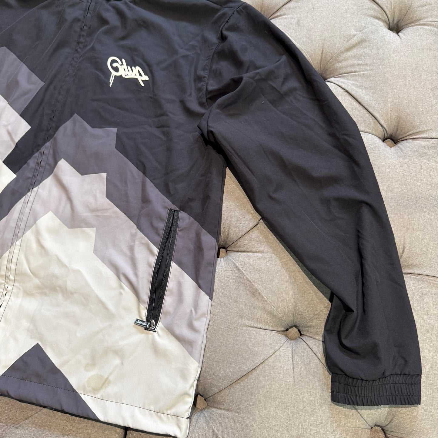 Geedup Handstyle Zipup Jacket 'Grey White' (Second hand)