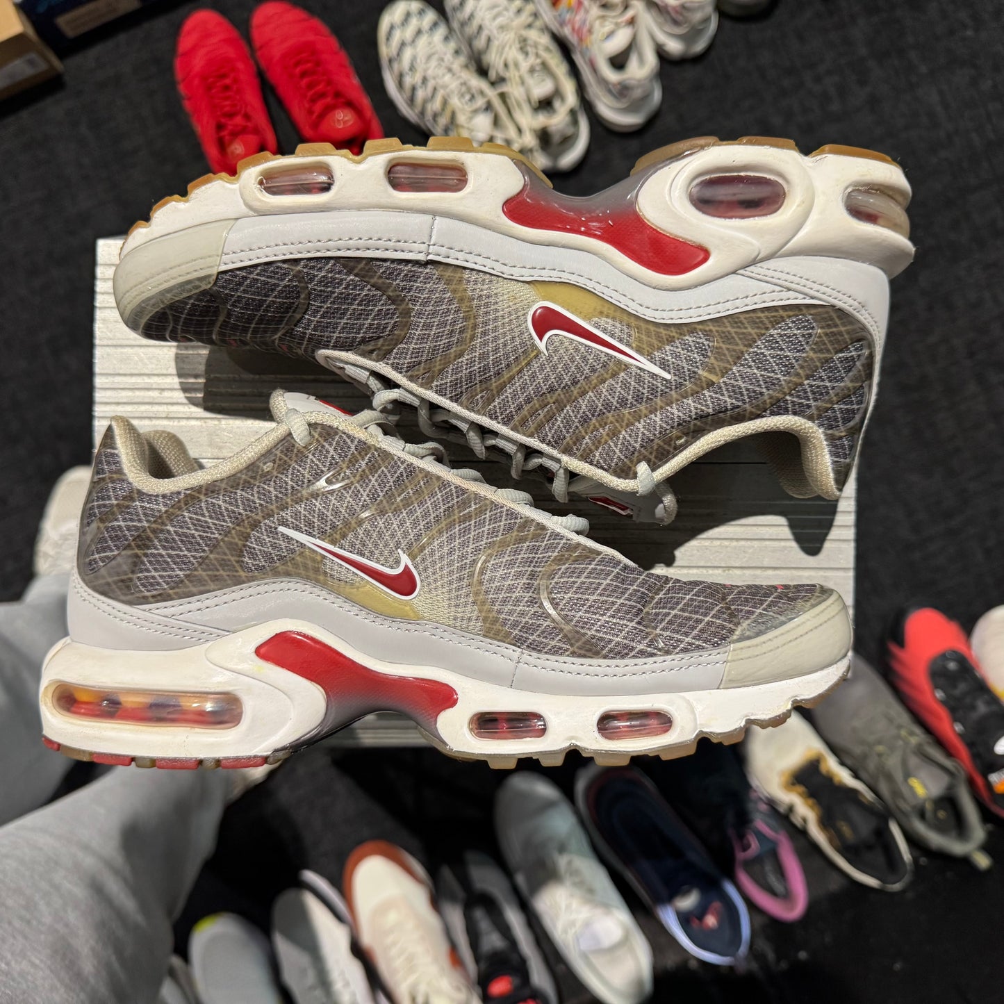 Nike Air Max Plus TN 'Wave Grid Grey' (Second hand)