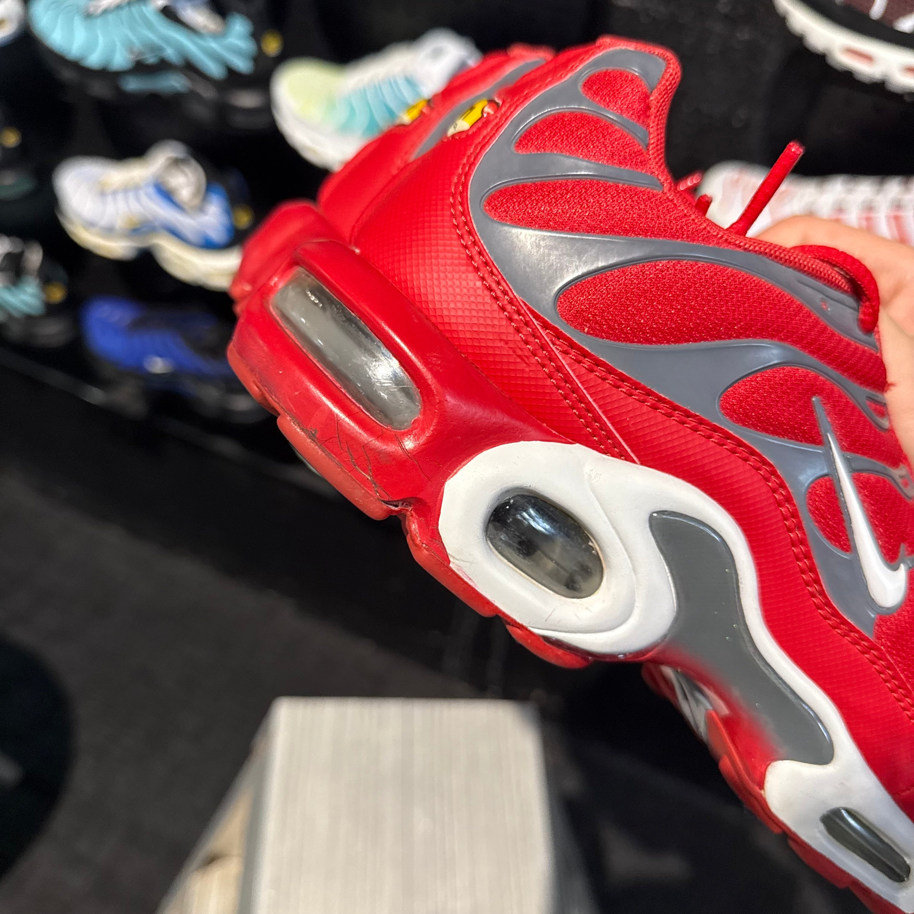 Nike Air Max Plus TN 'University Red Pure Platinum' 2017 (Second hand)