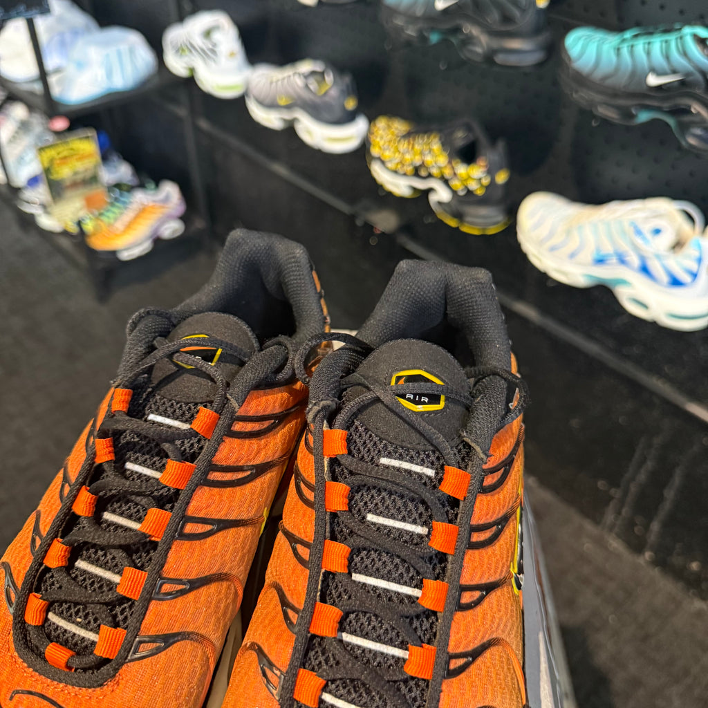 Nike Air Max Plus TN 'Safety Orange Black' (Second hand)