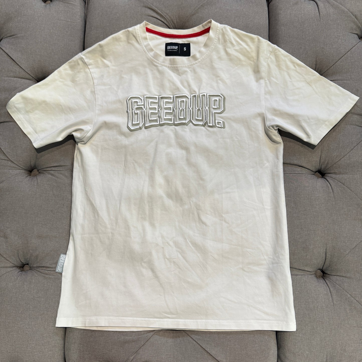 Geedup Stitched Team Logo T-Shirt White (Second hand)