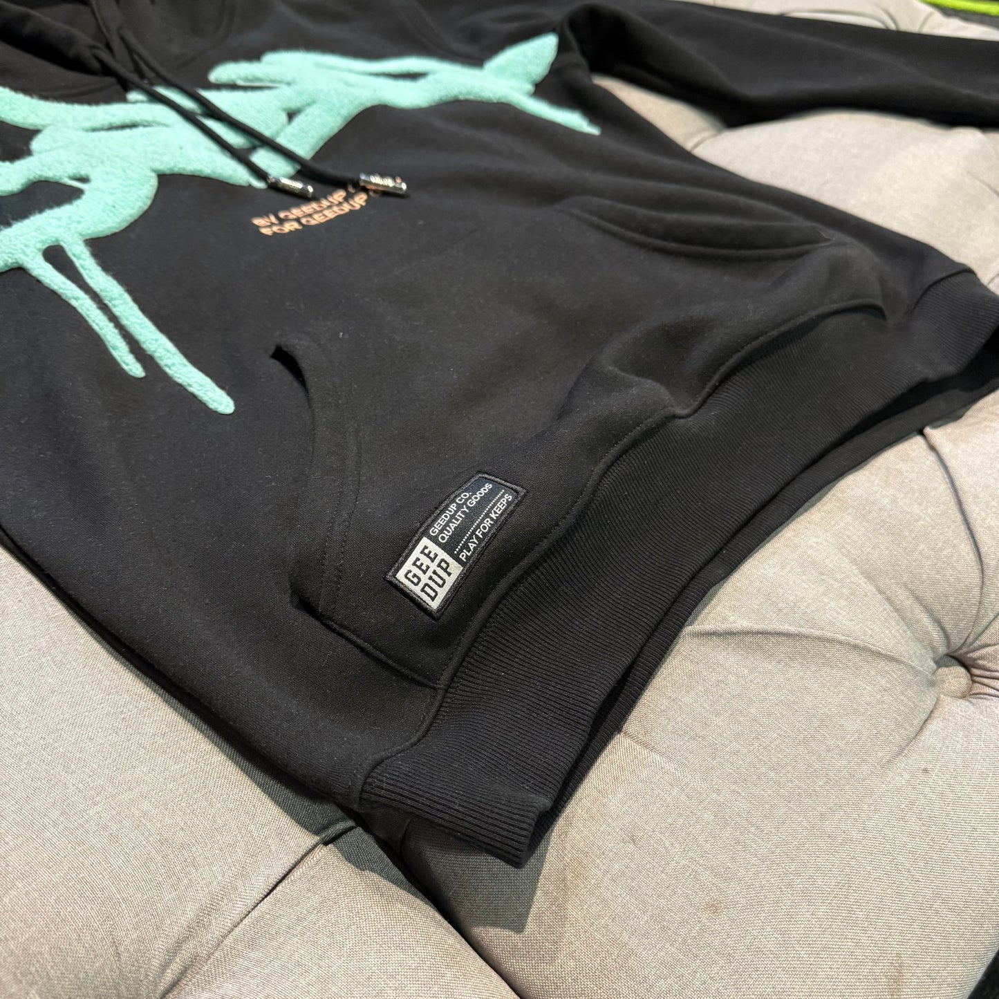 Geedup X Ardee Handstyle Hoodie 'Black Teal Peach' (Second hand)