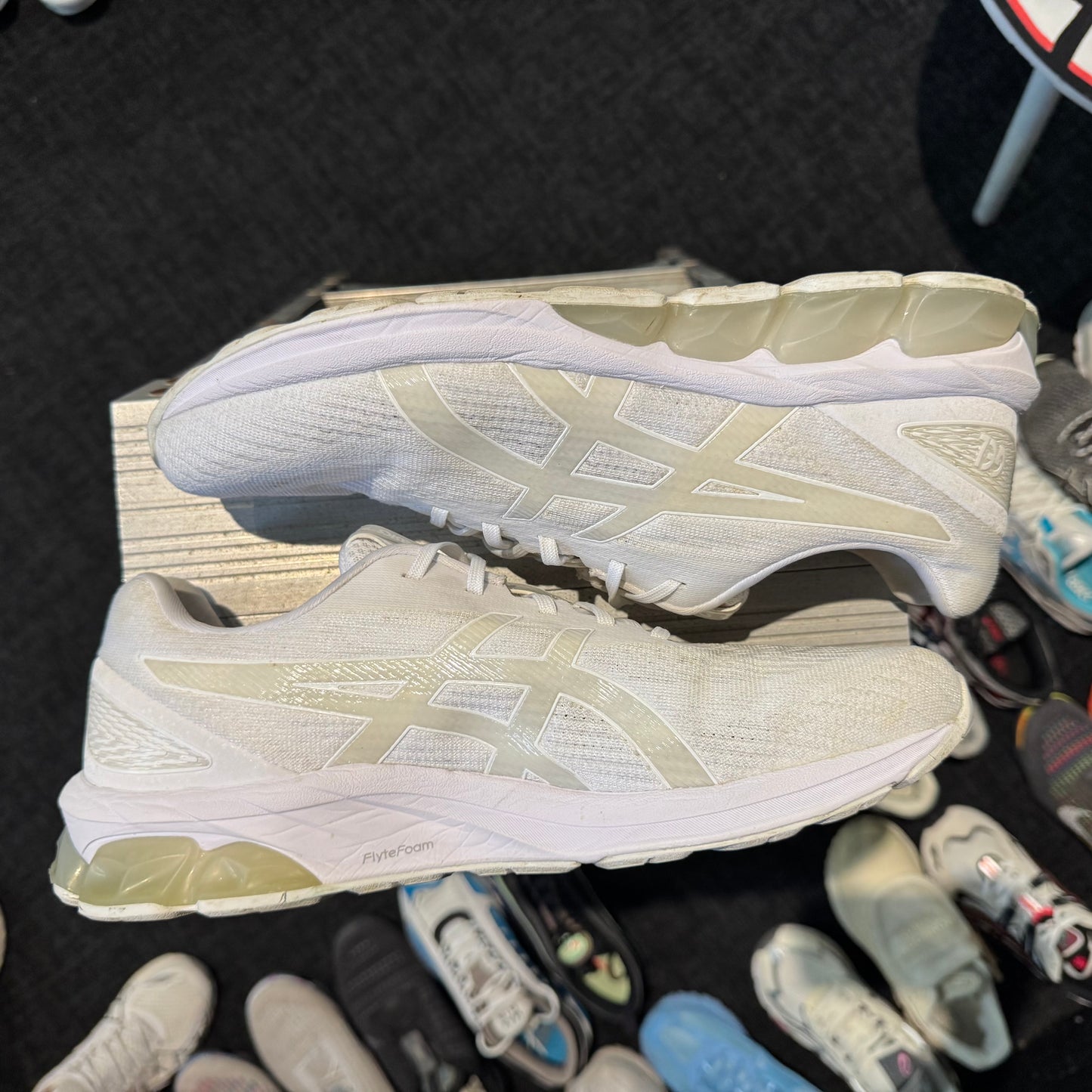 Asics Gel Quantum 180 7 'Triple White' (Second hand)