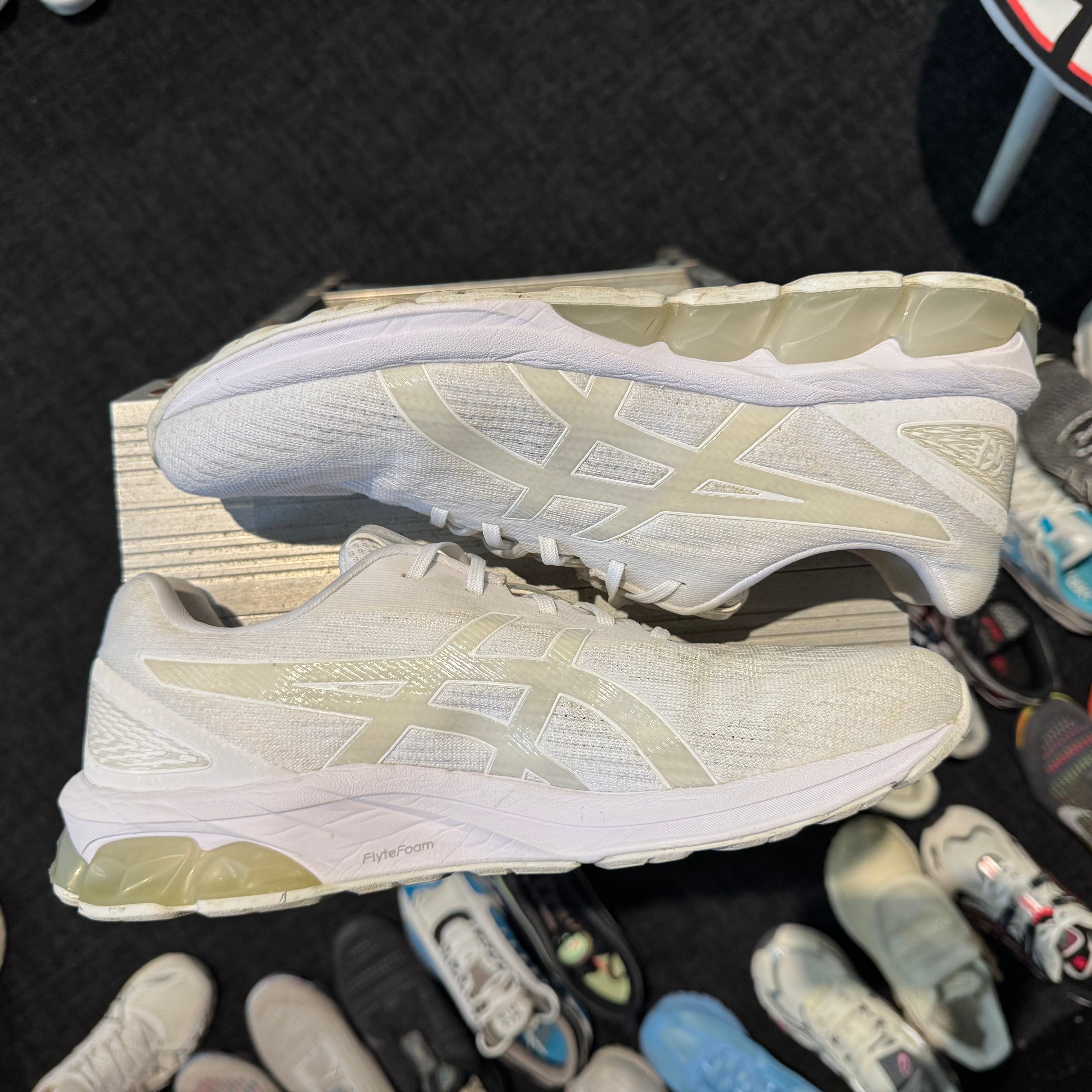 Asics Gel Quantum 180 7 'Triple White' (Second hand)