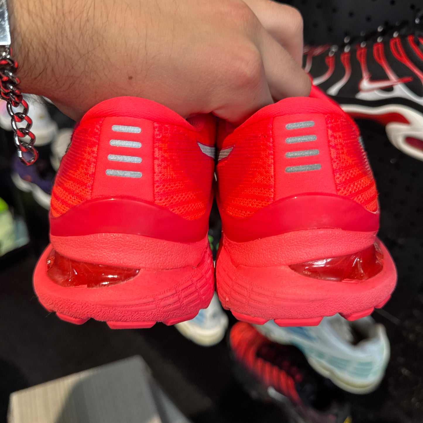 Asics Gel-Kayano 28 'Liteshow Bright Red' (Second hand)