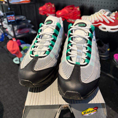 Nike Air Max 95 'Stadium Green' (Second hand)