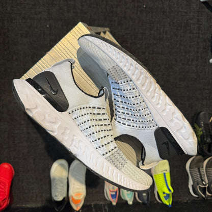 Nike React Phantom Run 2 'White Black' (Second hand)