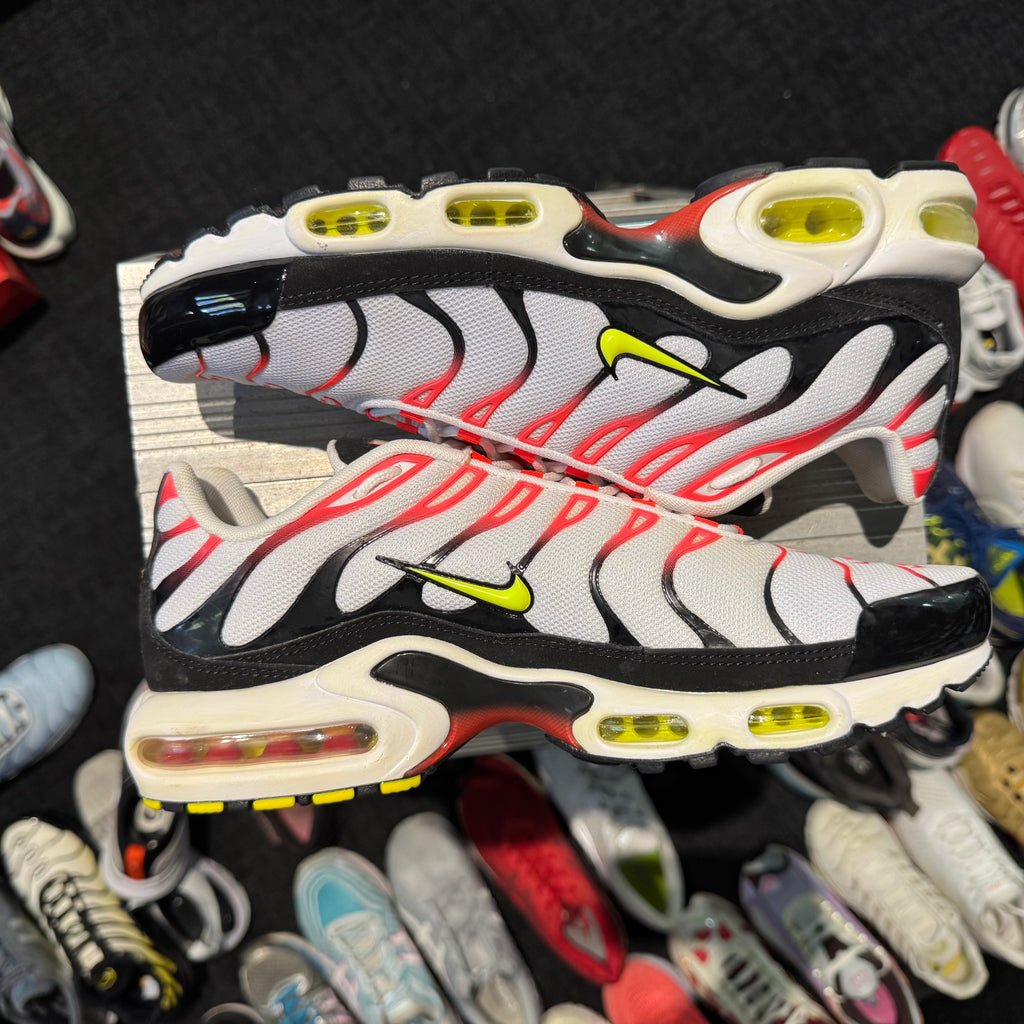 Nike Air Max Plus TN 'White Crimson Venom' (Brand New)