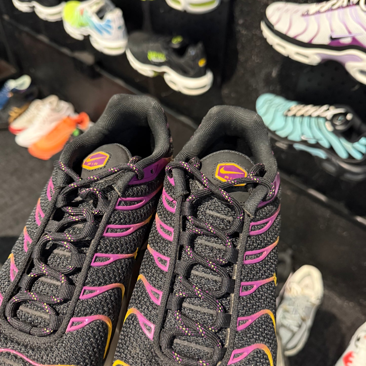 Nike Air Max Plus TN 'Black University Gold' (Second hand)
