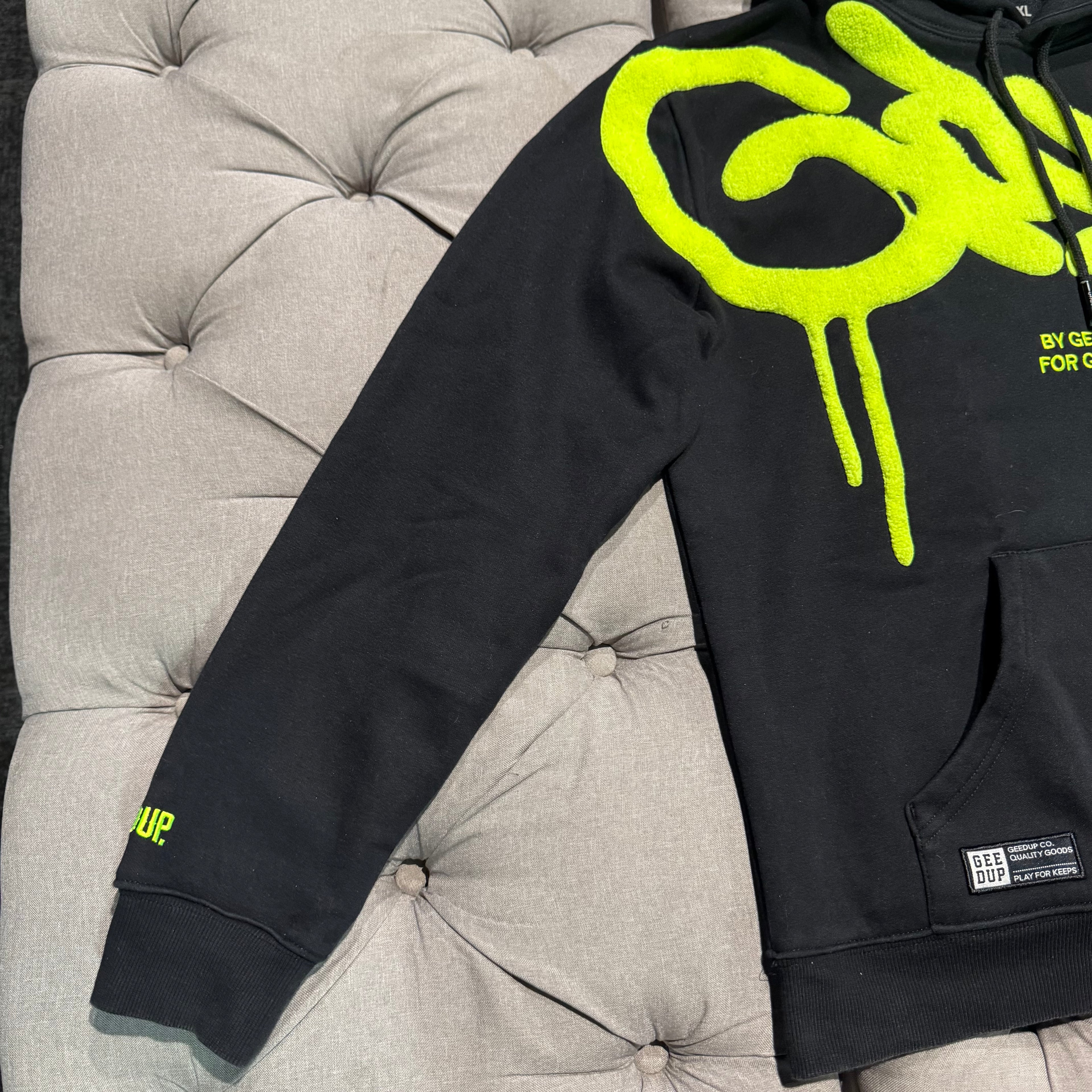 Geedup Handstyle Hoodie 'Black Hyper Yellow' (Second hand)